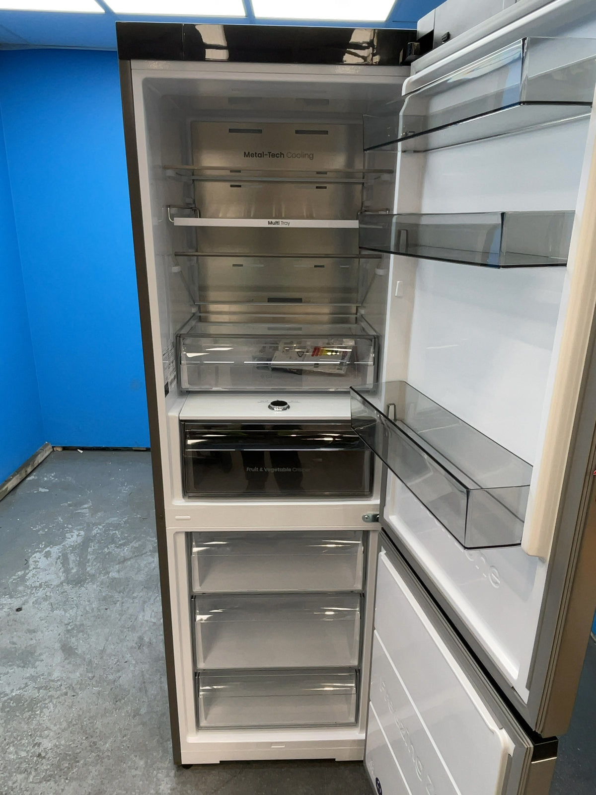 #GRC-164-662 - Hisense RB3K330SAIE 330L Freestanding Fridge Freezer – Total No Frost, Inverter Motor, Silver
