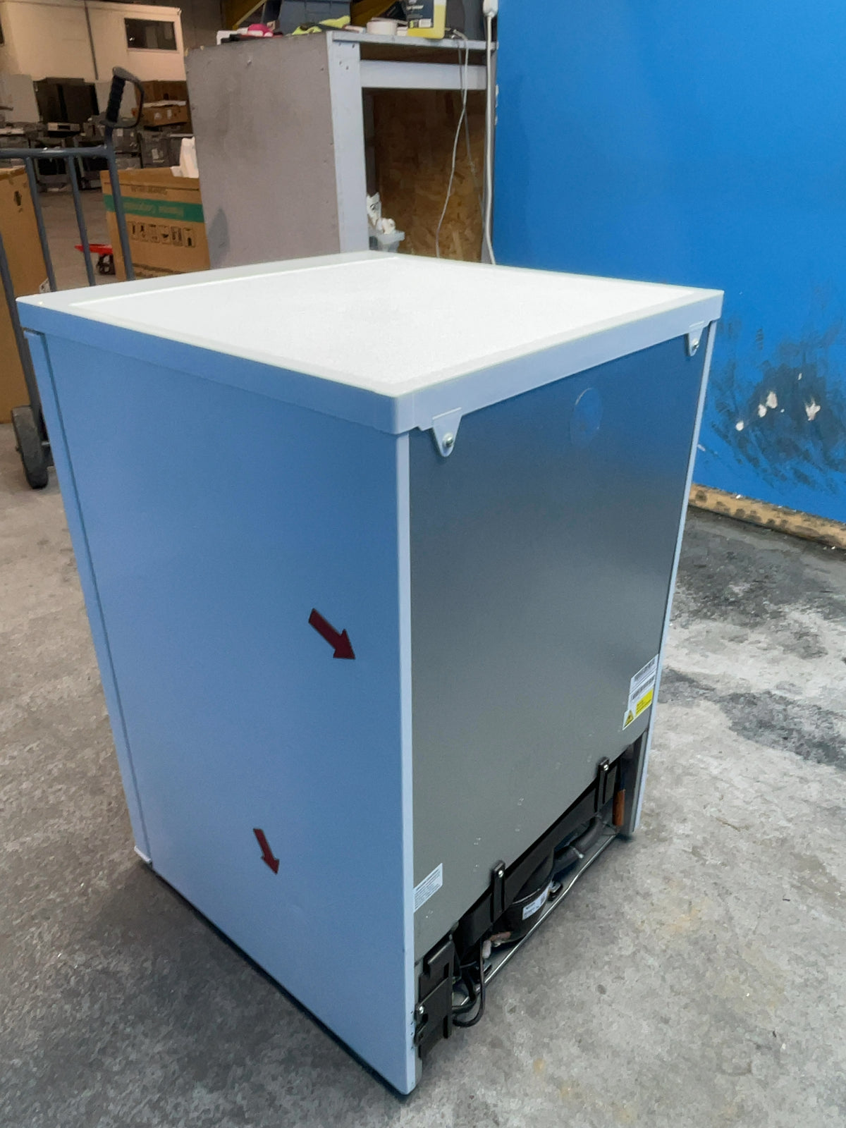 #GRC-164-727 - Bosch Series 2 56cm Under Counter Fridge – 134L Capacity, MultiBox Drawer