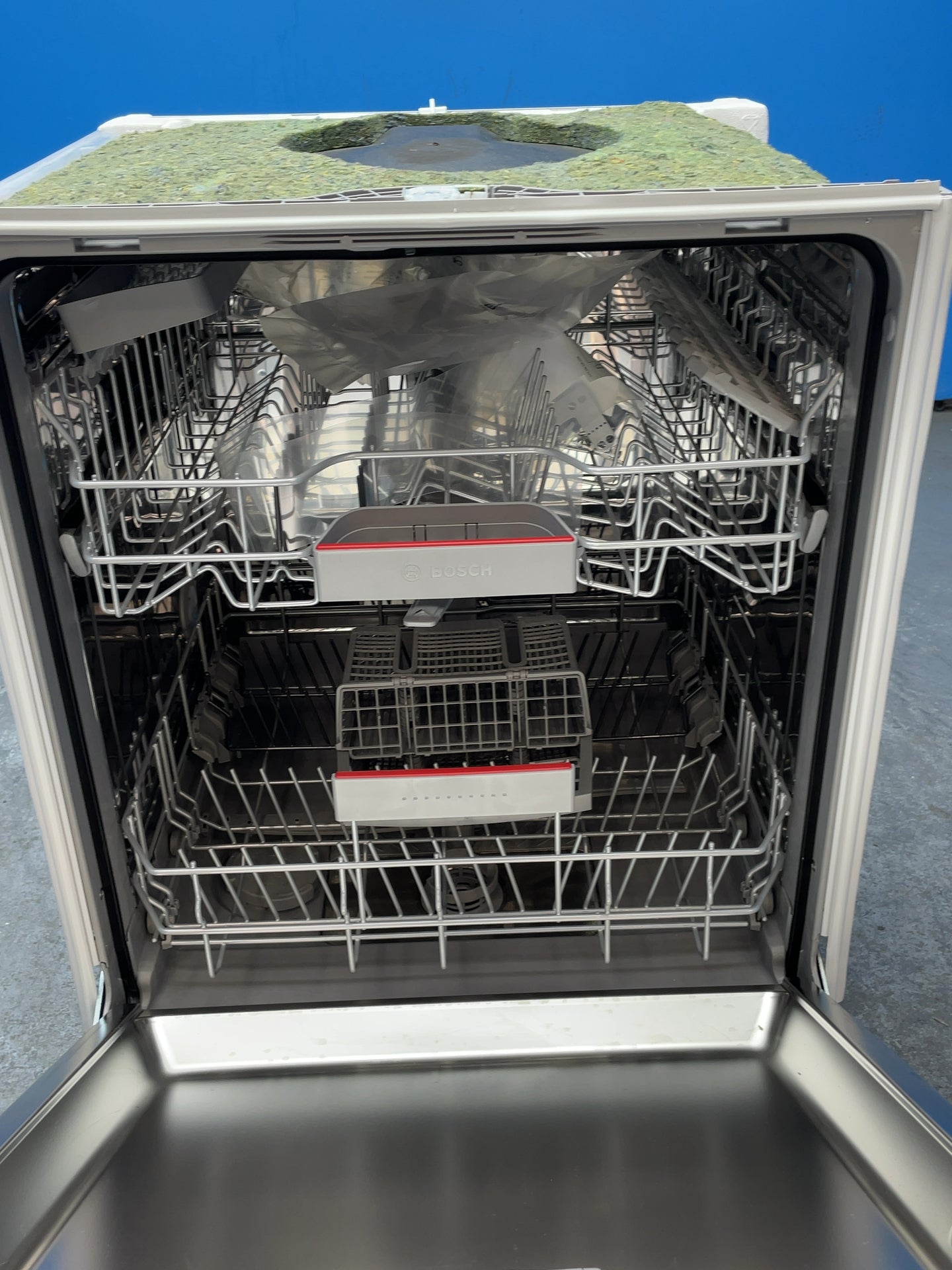 #GRC-164-731 - Bosch SMV4HTX00G Serie 4 Integrated Dishwasher – 13 Place Settings, WiFi Connected, ExtraDry