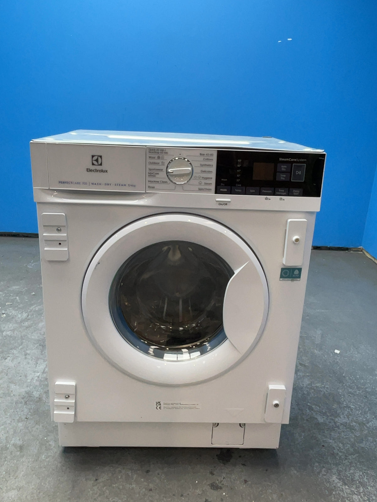 #GRC-164-750 - Electrolux Integrated Washer Dryer – 7kg Wash, 4kg Dry, 1600rpm, White