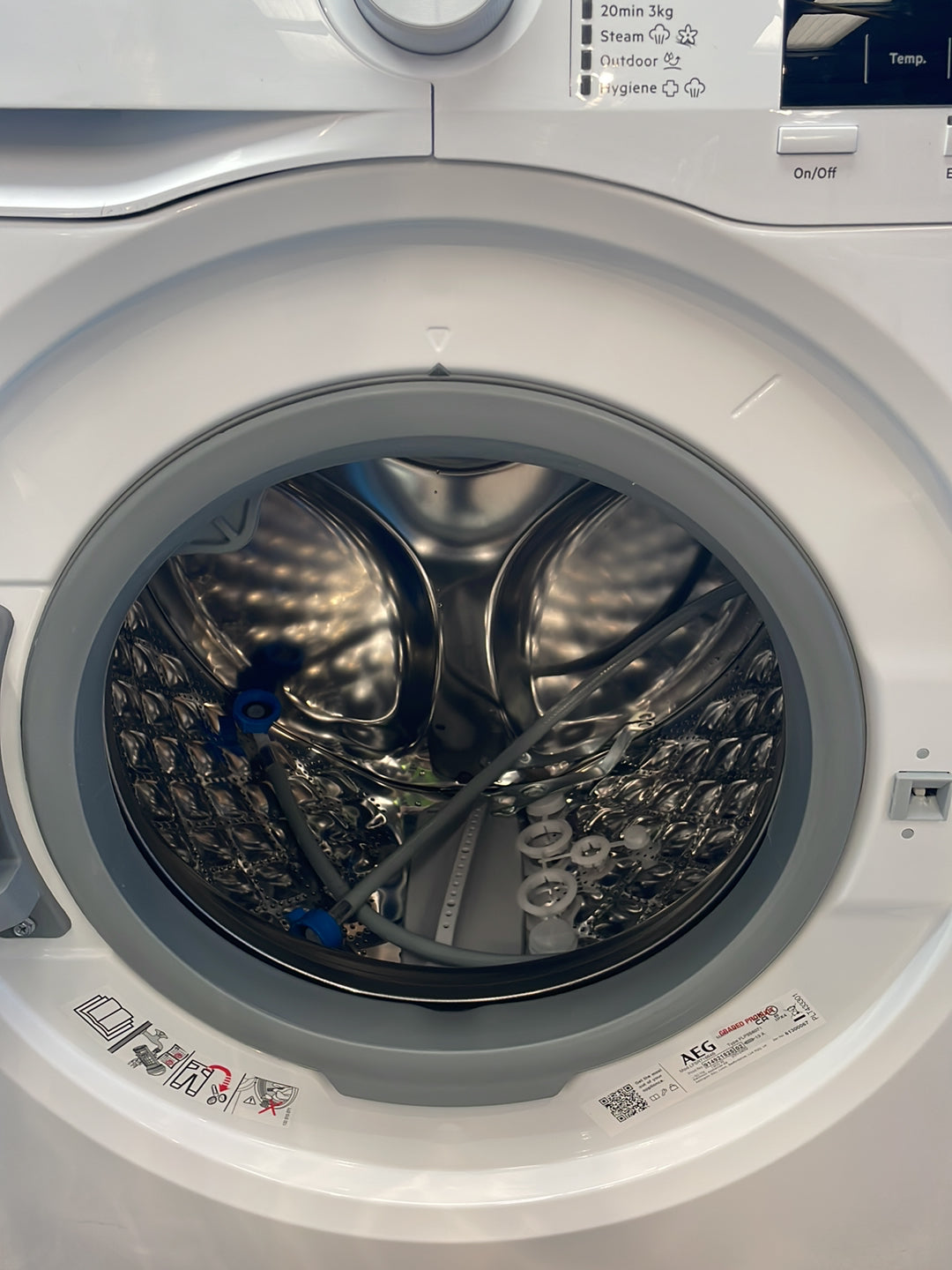 #GRC-164-761 - AEG 7000 Series 8kg 1600rpm Washing Machine – ProSteam Technology, PreciseWash, White