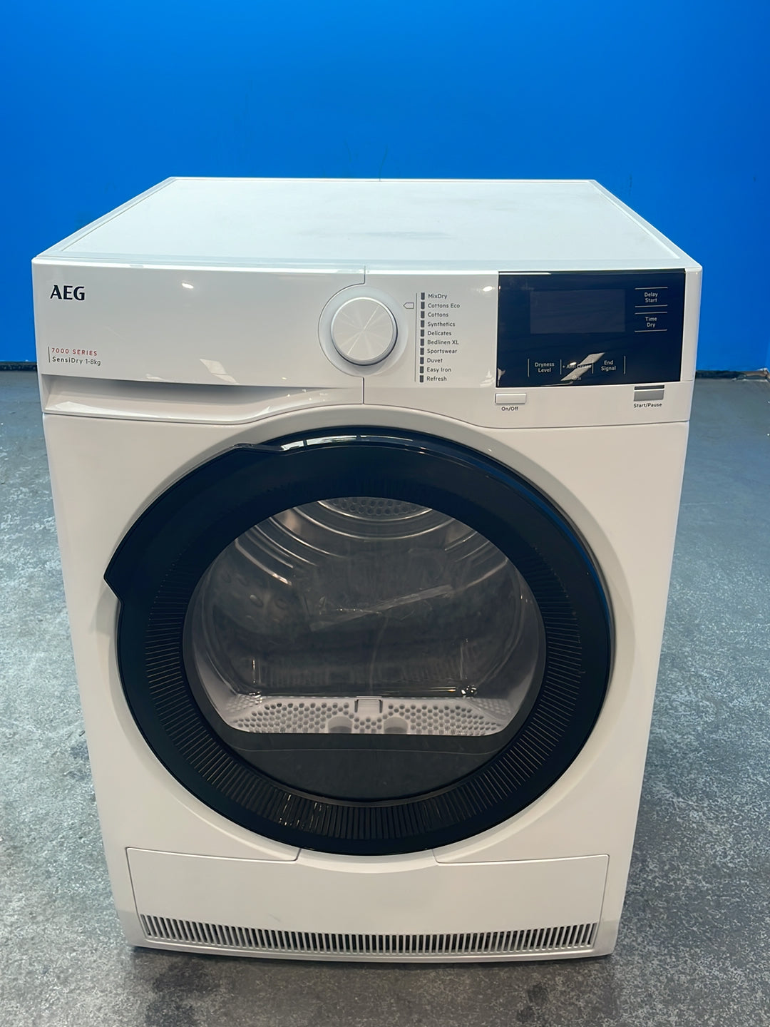#GRC-164-773 - AEG 7000 Series 8kg Heat Pump Tumble Dryer – White, E Energy Rating