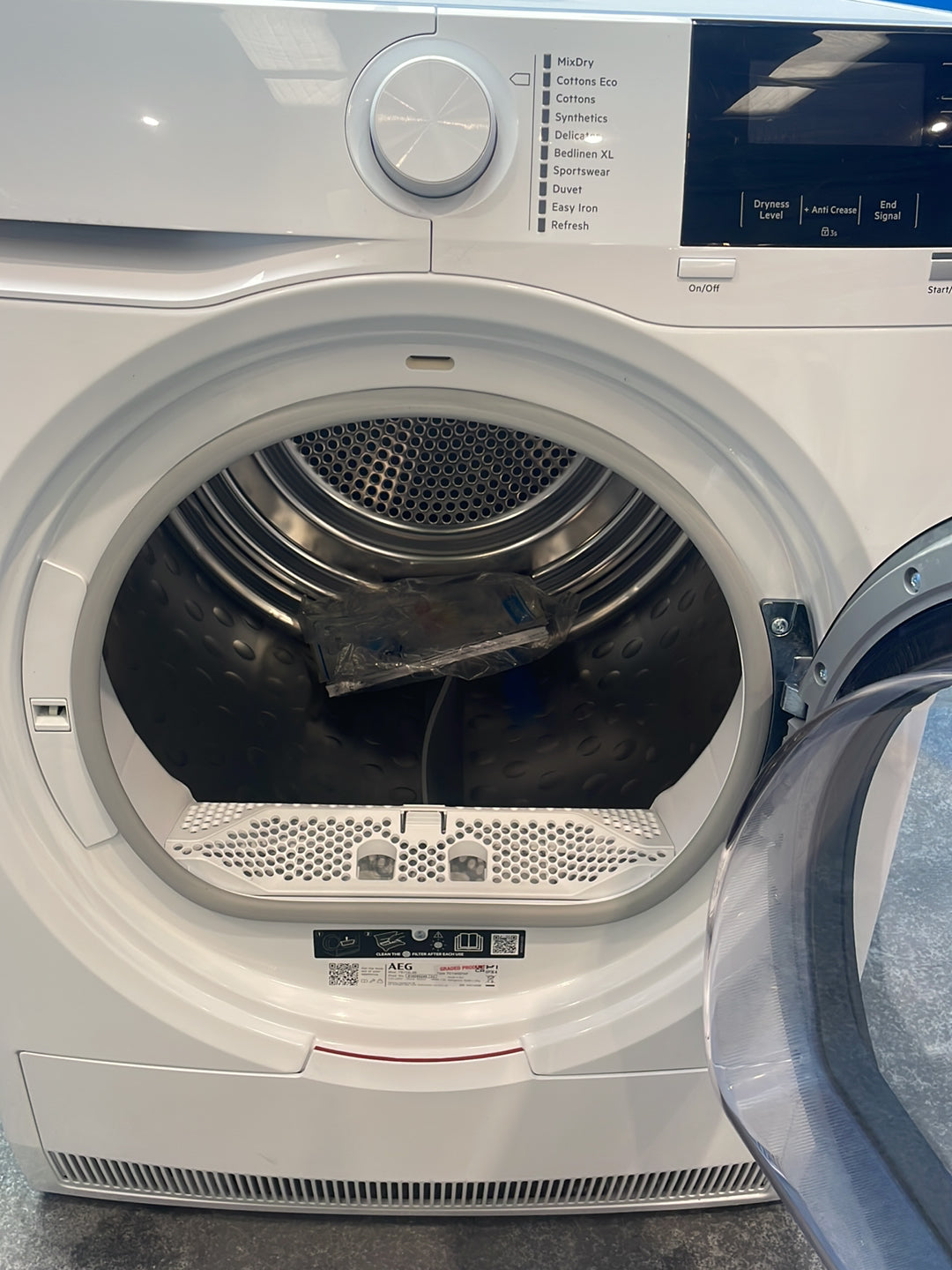 #GRC-164-773 - AEG 7000 Series 8kg Heat Pump Tumble Dryer – White, E Energy Rating
