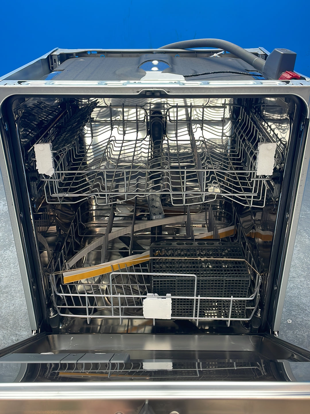 #GRC-164-791 - AEG 5000 Series 60cm Integrated Dishwasher – 13 Place Settings, AirDry, Silver