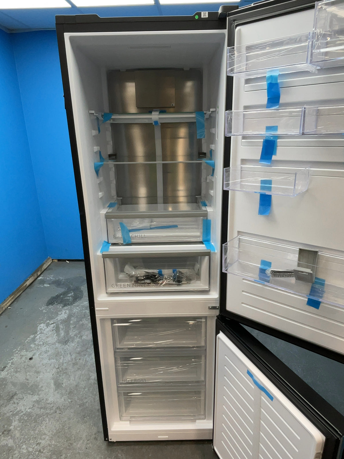 #GRC-164-795 - AEG 8000 Series 59.5cm 60/40 Fridge Freezer – 328L, Inox, Total No Frost