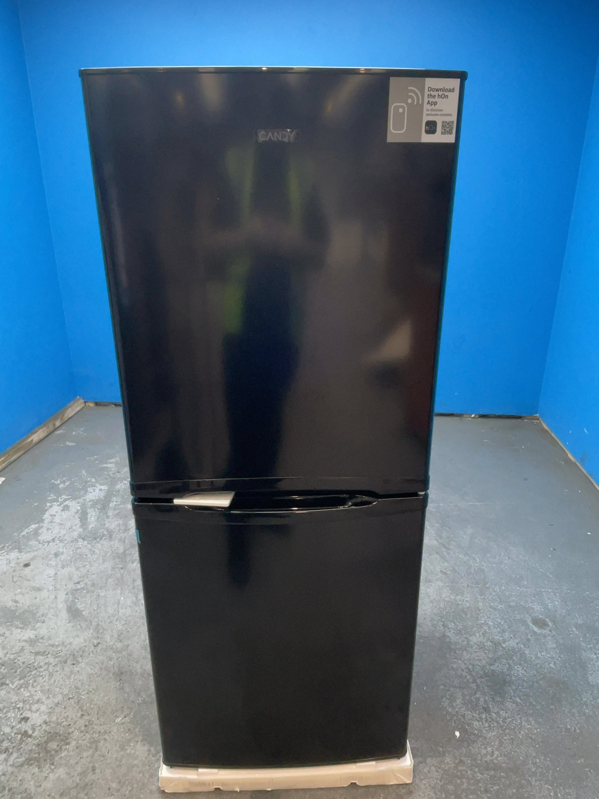 #GRC-164-880 - Candy 55cm 50/50 Fridge Freezer – 185L, Black, Static