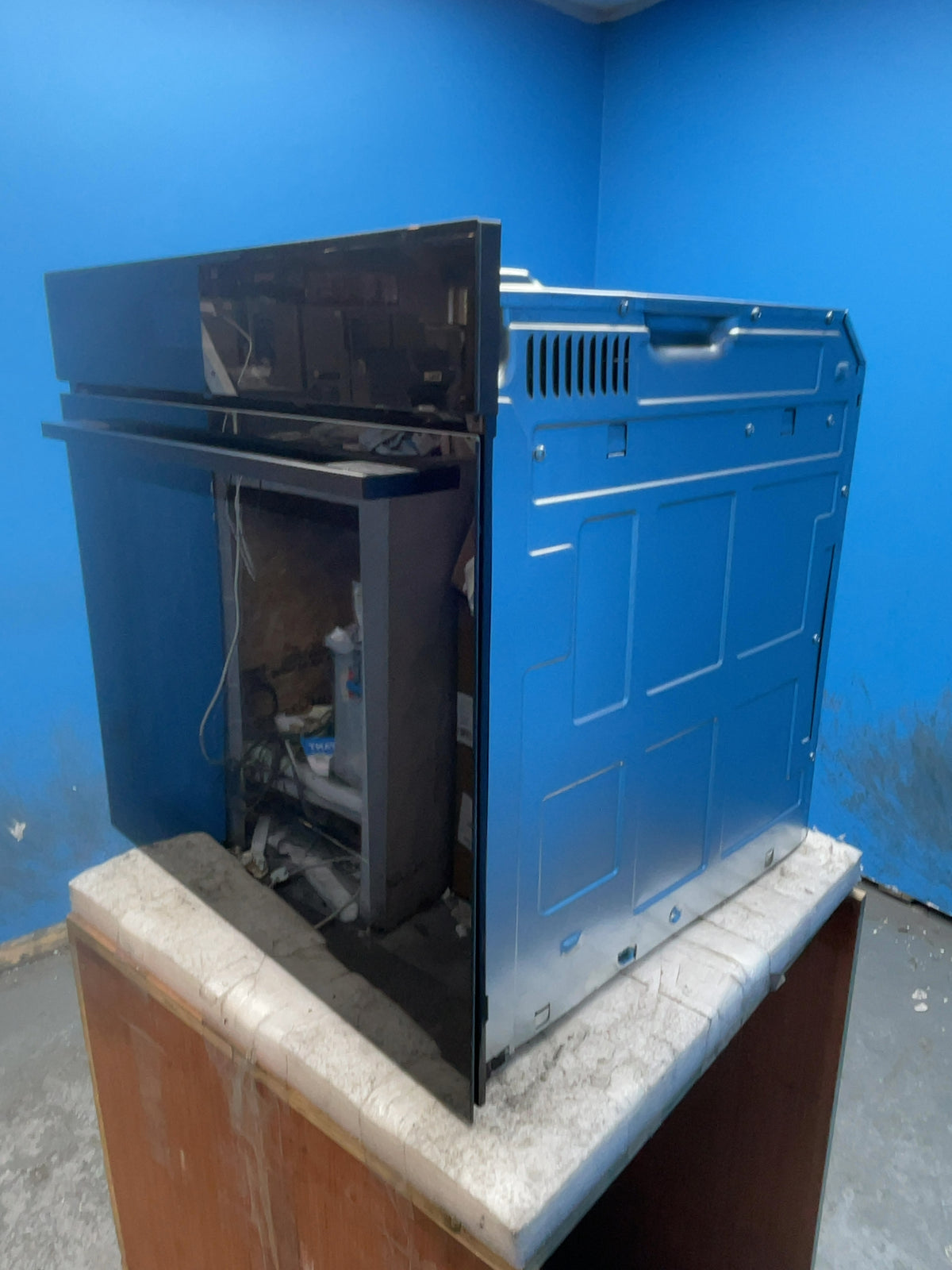 #GRC-164-971 - Haier 60cm Electric Single Oven – 78L Capacity, Pyrolytic Self-Clean, WiFi Connected