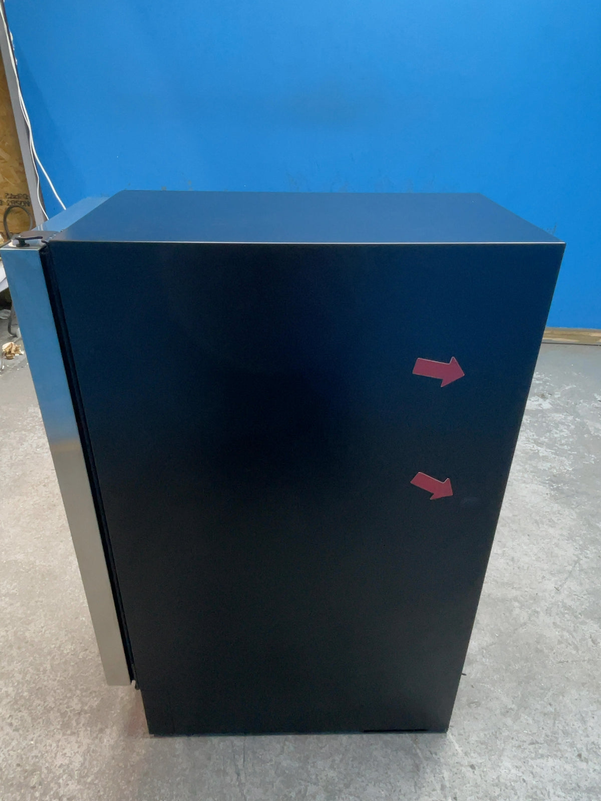 #GRC-165-049 - Hoover H-Wine 500 20 Bottle Wine Cooler – Touch Control, Charcoal Filter