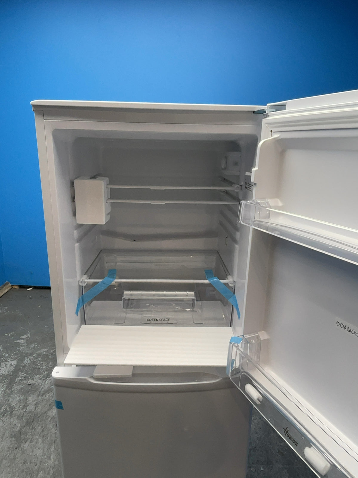#GRC-165-061 - Hoover 55cm Fridge Freezer – 185L, White, Manual Defrost