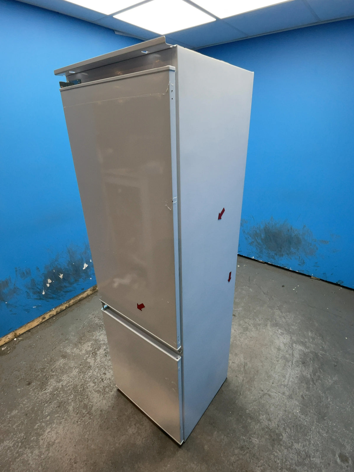 #GRC-165-073 - Candy Fresco 54cm Integrated 50/50 Fridge Freezer – 260L, White, Low Frost