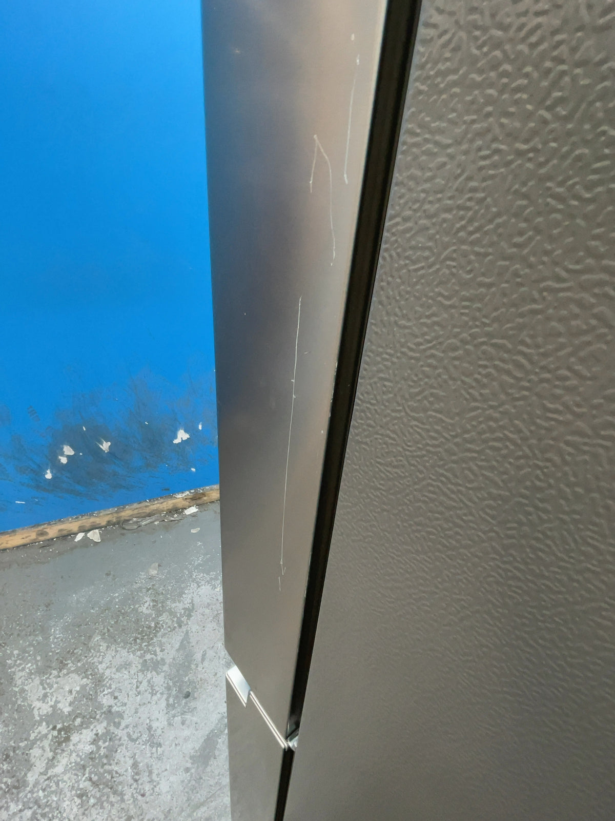 #GRC-165-323 - Hisense French 4 Door Fridge Freezer – 584L, Stainless Steel, Total No Frost