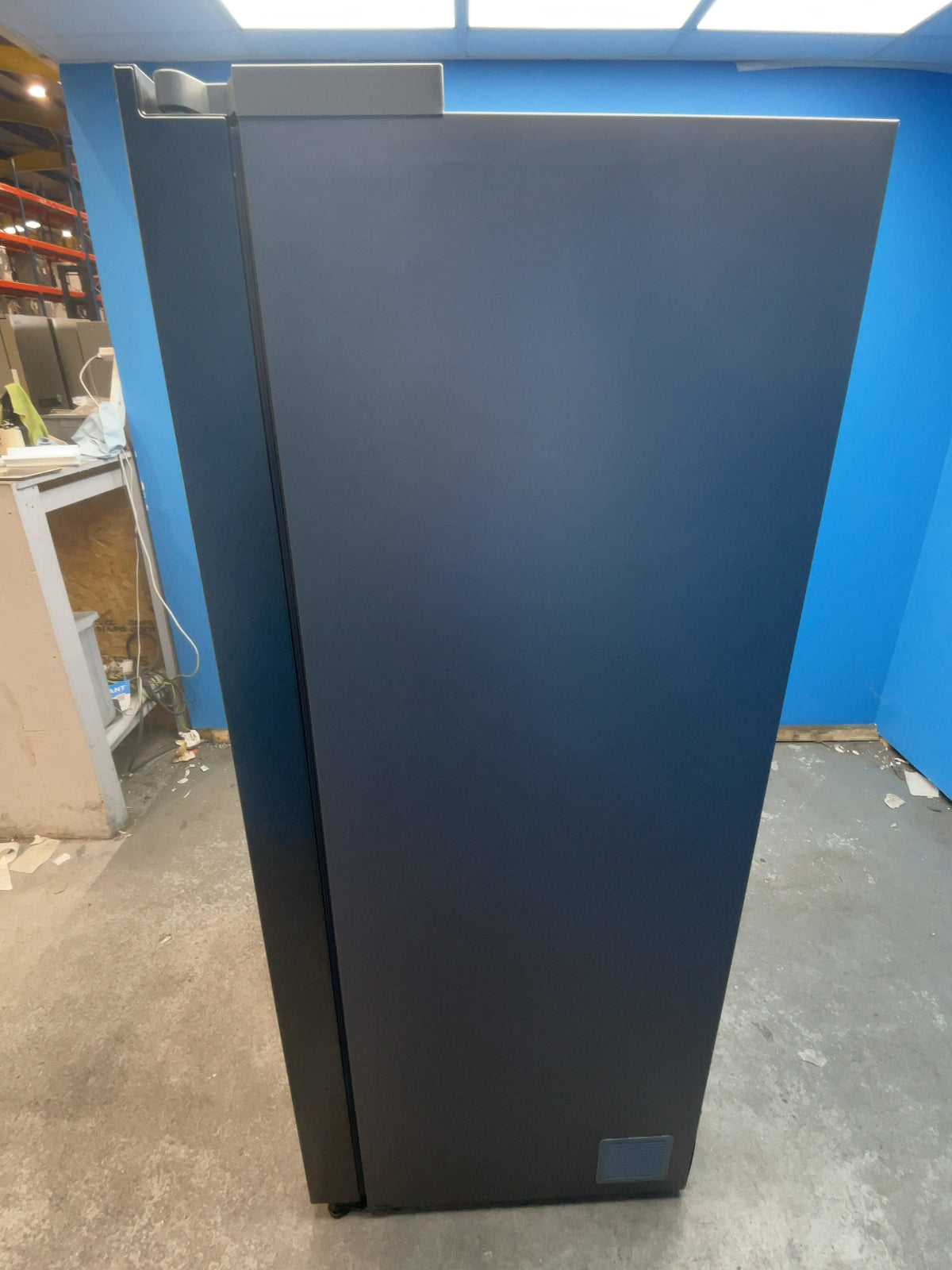 #GRC-165-329 - Samsung Series 9 American Style Fridge Freezer – 614L, Dark Ocean Inox