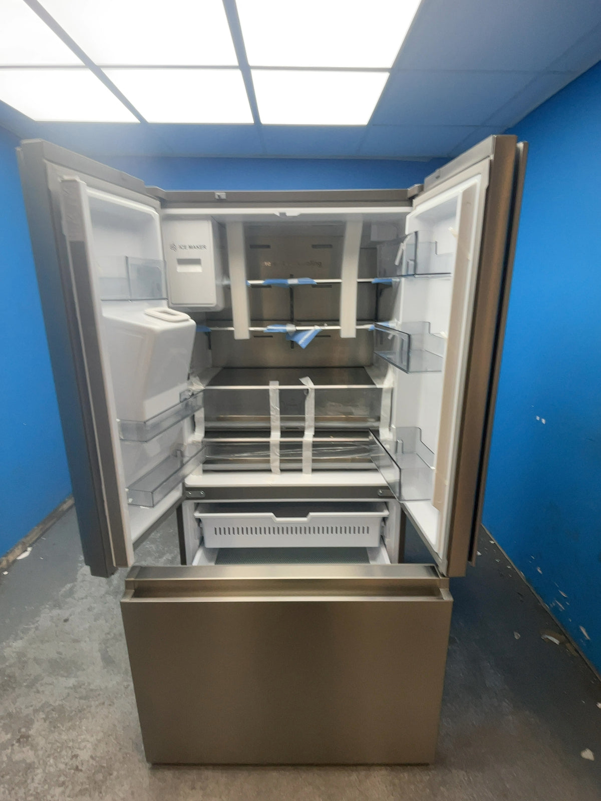 #GRC-165-330 - Hisense 91.4cm French Door Fridge Freezer – 612L, Stainless Steel