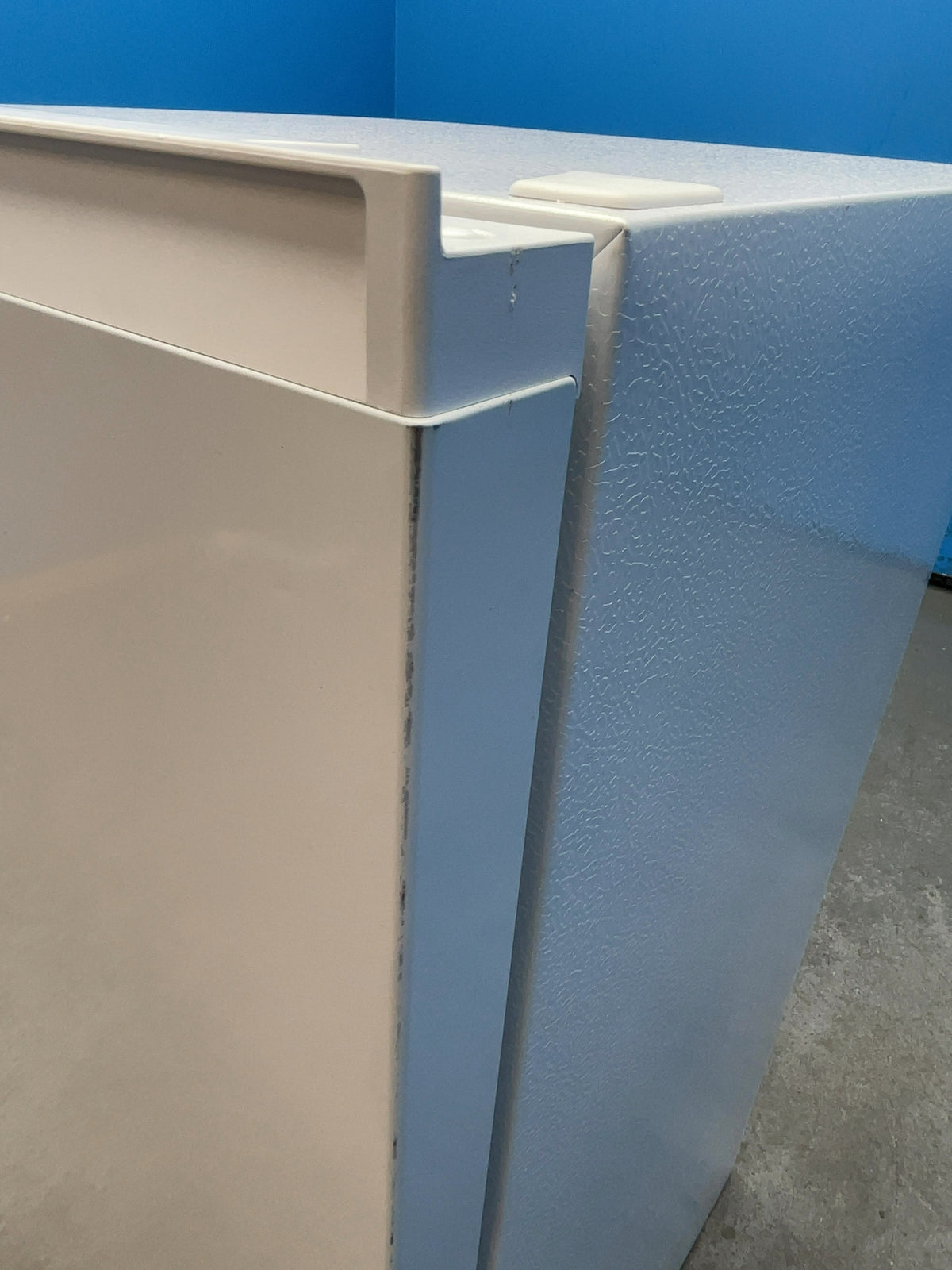 #GRC-165-582 - Hoover H-Freeze 300 Mini Undercounter Freezer – 64L, Low Frost, White
