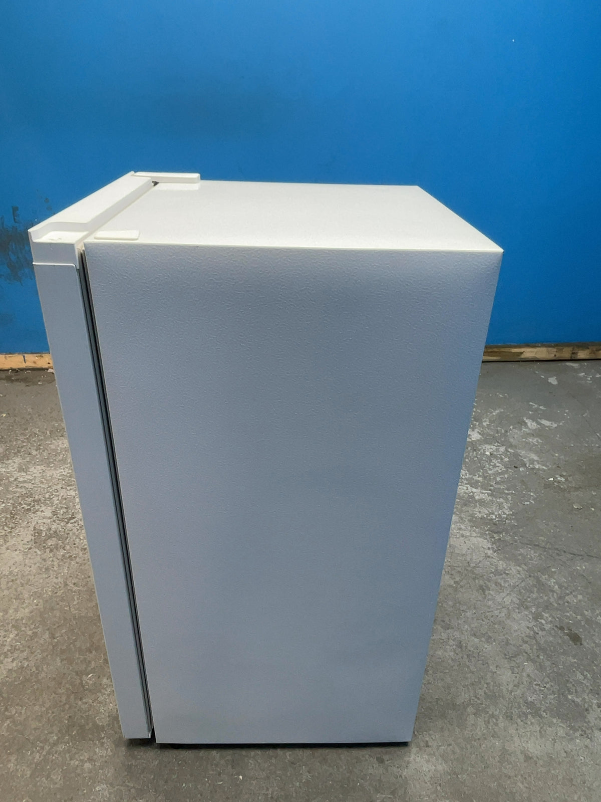 #GRC-165-582 - Hoover H-Freeze 300 Mini Undercounter Freezer – 64L, Low Frost, White
