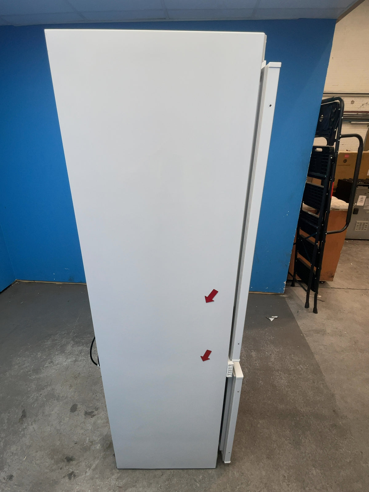#GRC-165-661 - Haier 54cm Integrated 70/30 Fridge Freezer – 268L, White, Total No Frost
