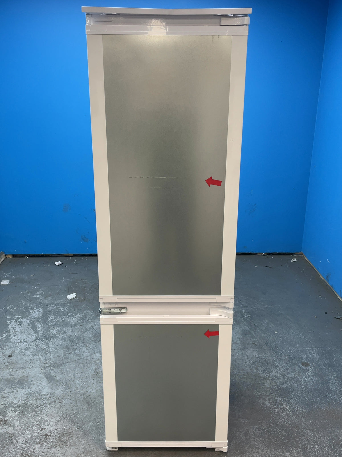 #GRC-165-722 - Indesit KINH 1271 B4UK Integrated 70/30 Fridge Freezer – 262L Capacity, Frost Free, Fresh Space Drawer