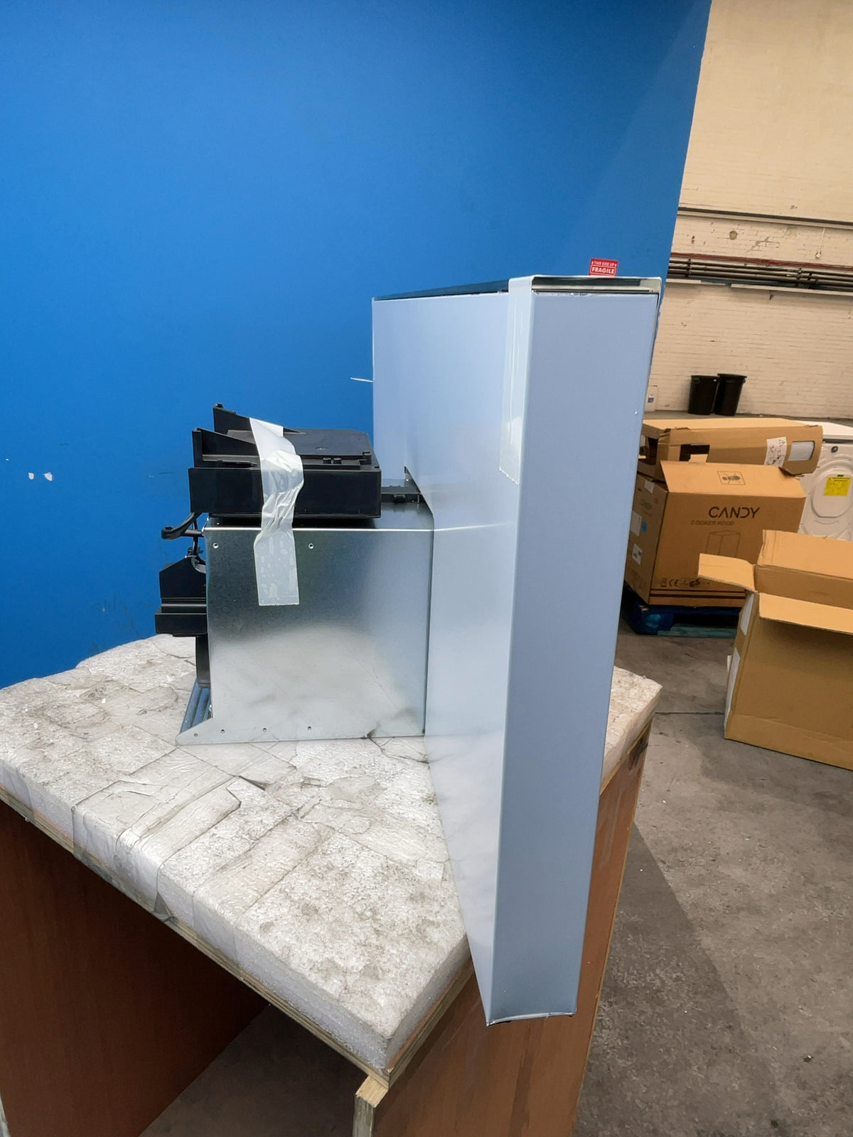 #GRC-165-783 - Samsung 90cm Chimney Cooker Hood – 531m³/h Extraction, Touch Control, LED Lighting