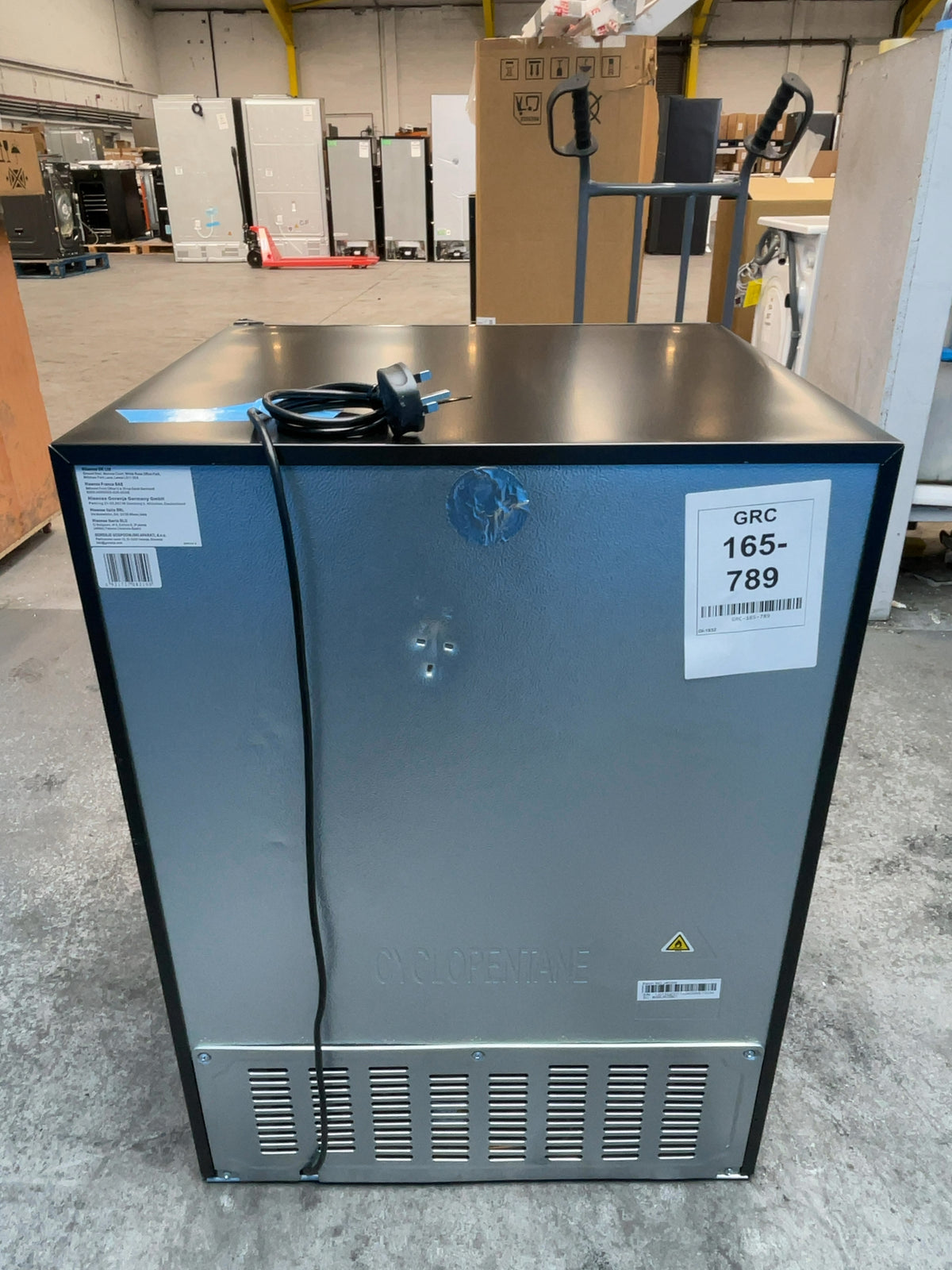 #GRC-165-789 - Hisense 46 Bottle Built-In Wine Cooler – Reversible Door, Touch Controls