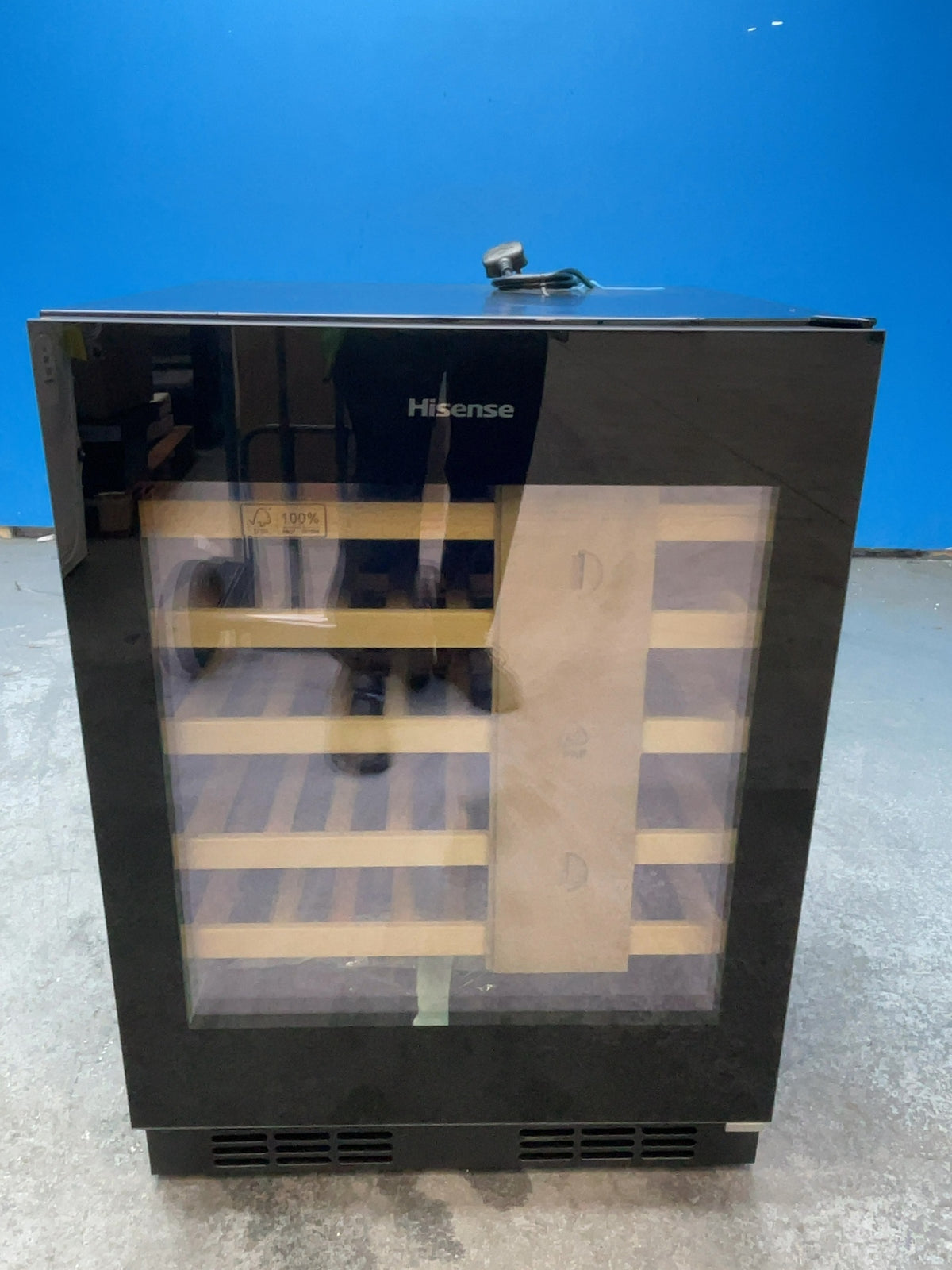 #GRC-165-790 - Hisense 46 Bottle Built-In Wine Cooler – Reversible Door, Touch Controls
