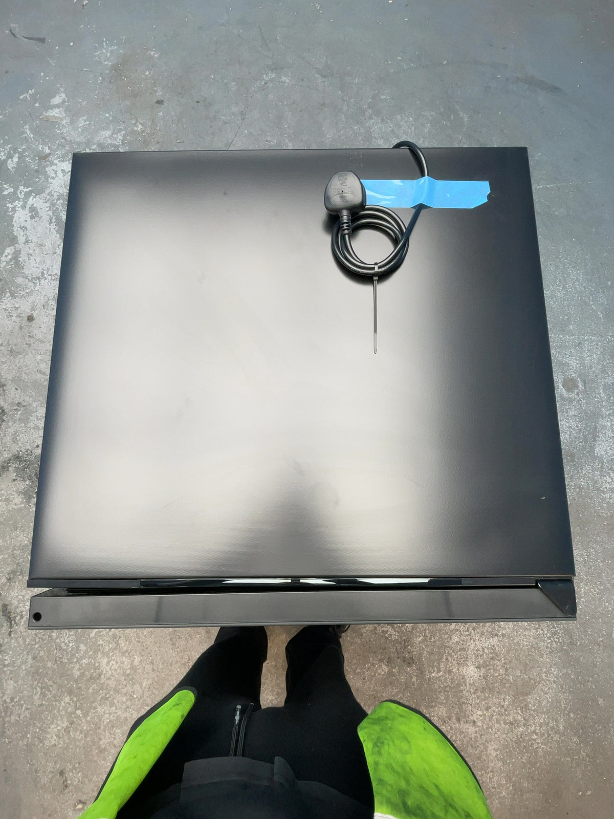 #GRC-165-790 - Hisense 46 Bottle Built-In Wine Cooler – Reversible Door, Touch Controls