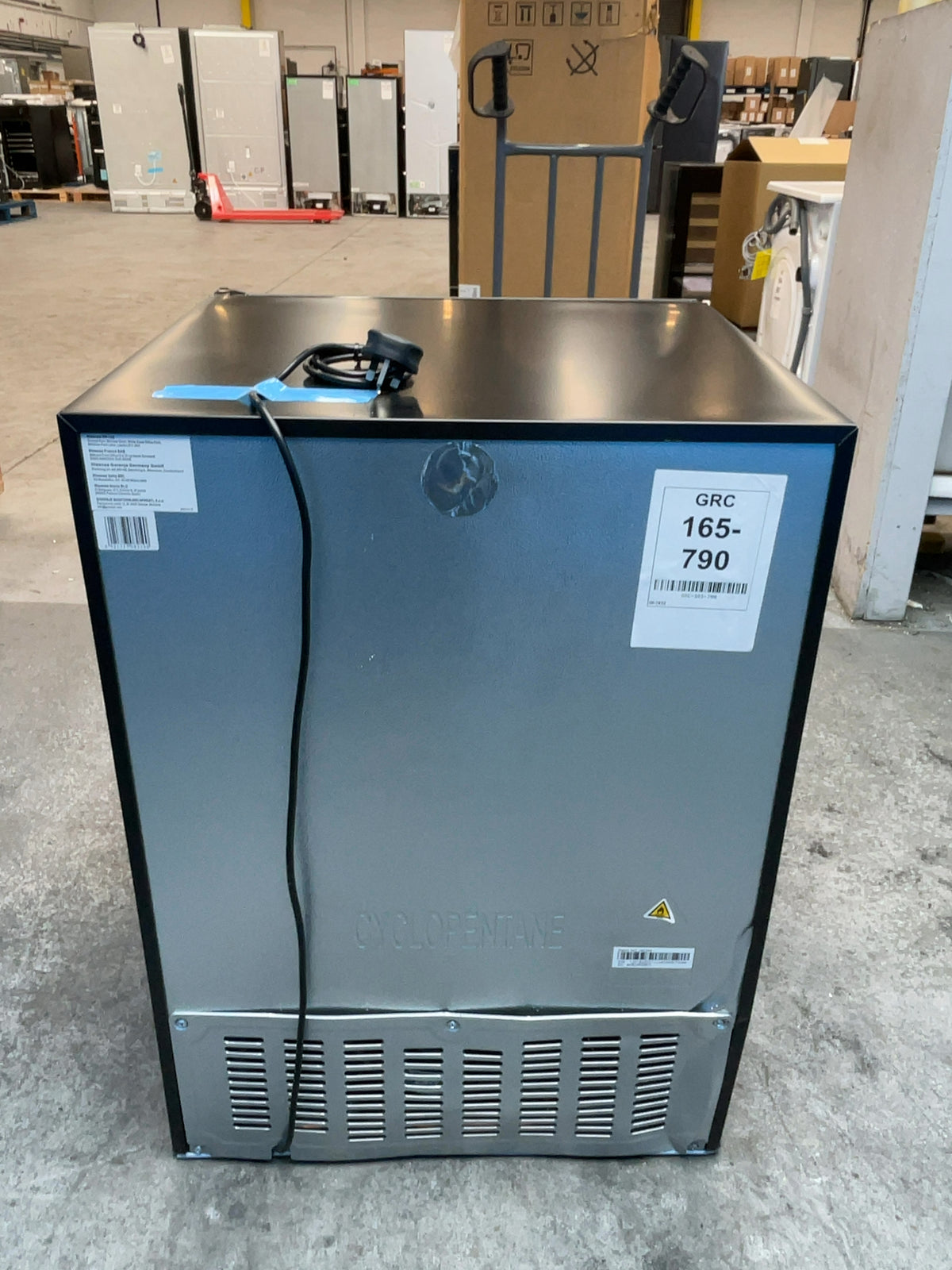 #GRC-165-790 - Hisense 46 Bottle Built-In Wine Cooler – Reversible Door, Touch Controls