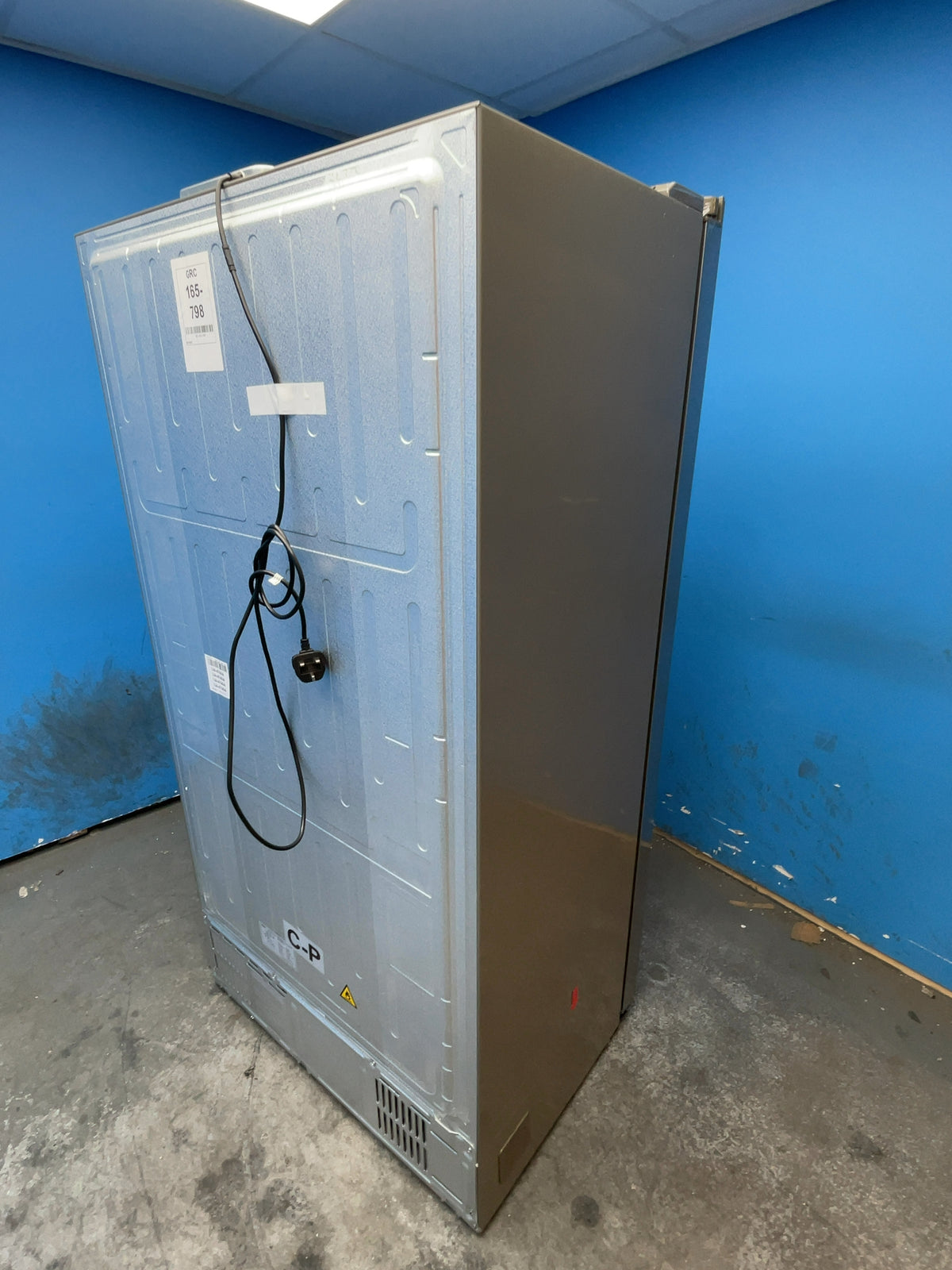 #GRC-165-798 - Haier American Style Fridge Freezer – 528L, New Gentle Silver, Total No Frost