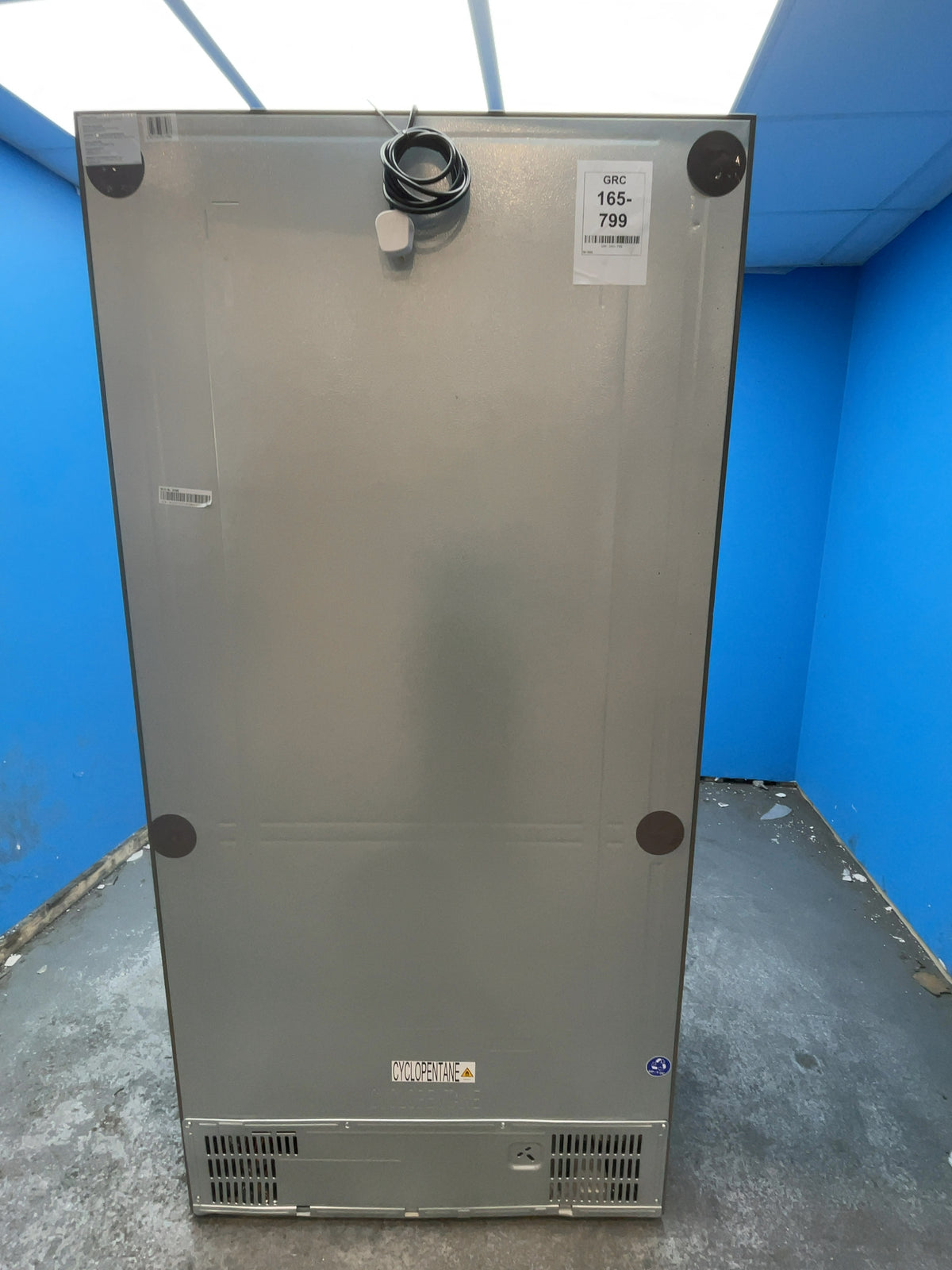 #GRC-165-799 - Hisense American Style Fridge Freezer – 591L, Black Glass, Total No Frost