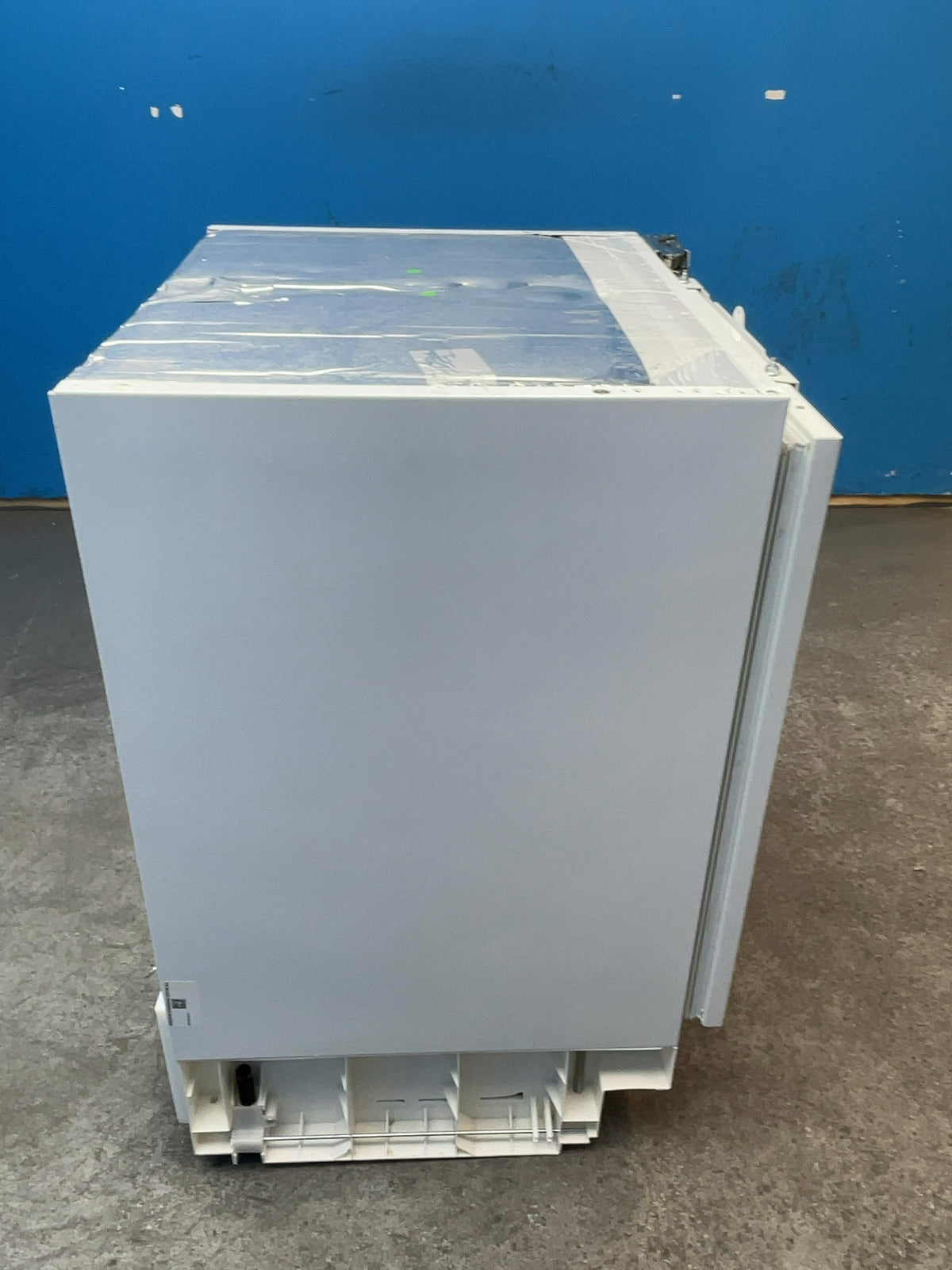 #GRC-165-804 - John Lewis Integrated Under Counter Fridge – 136L Capacity, Auto Defrost, White
