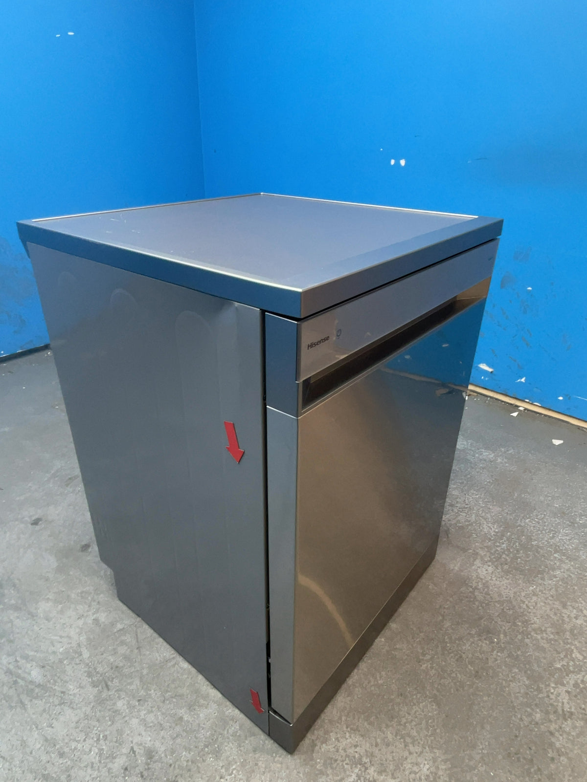 #GRC-165-825 - Hisense Freestanding Dishwasher – 16 Place Settings, AutoDose, WiFi