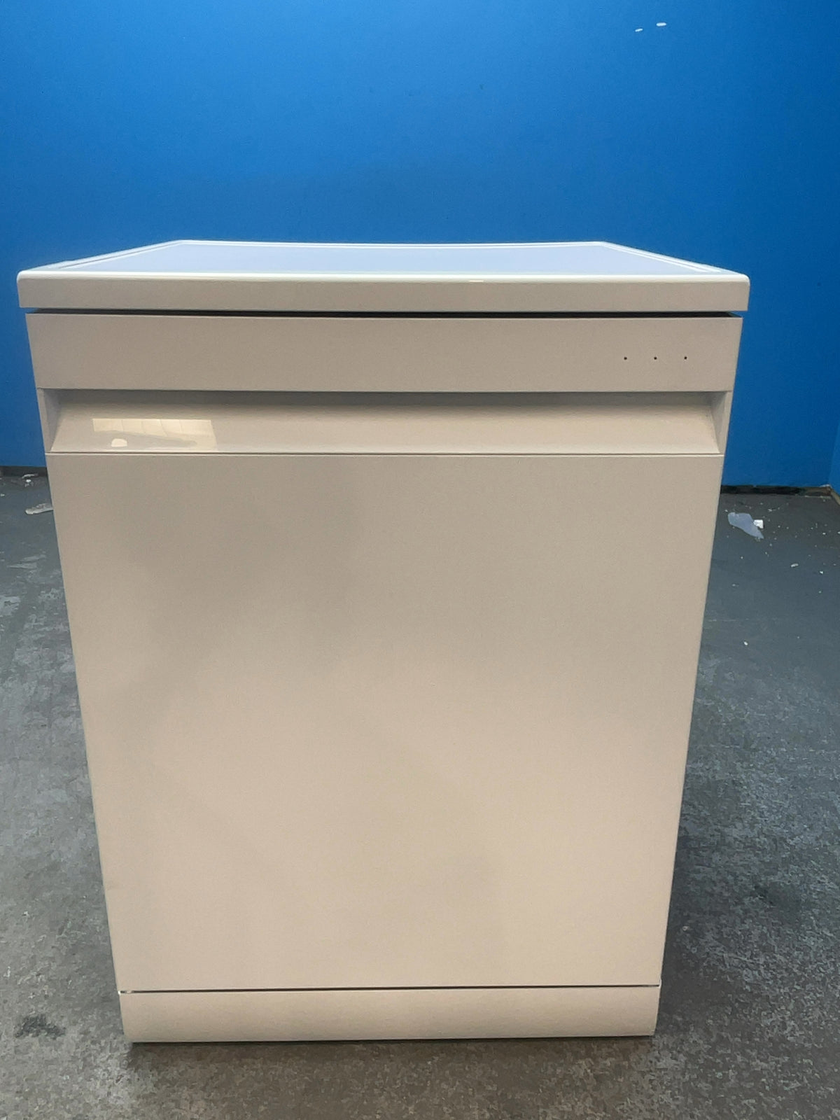 #GRC-165-830 - Samsung Series 7 Dishwasher – 14 Place Settings, SmartThings Wi-Fi, AutoRelease Dry