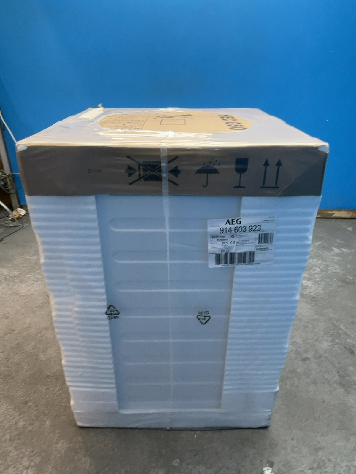 #GRC-166-015 - AEG 7kg/4kg ProSense Washer Dryer – 1600 Spin, AutoSense, White