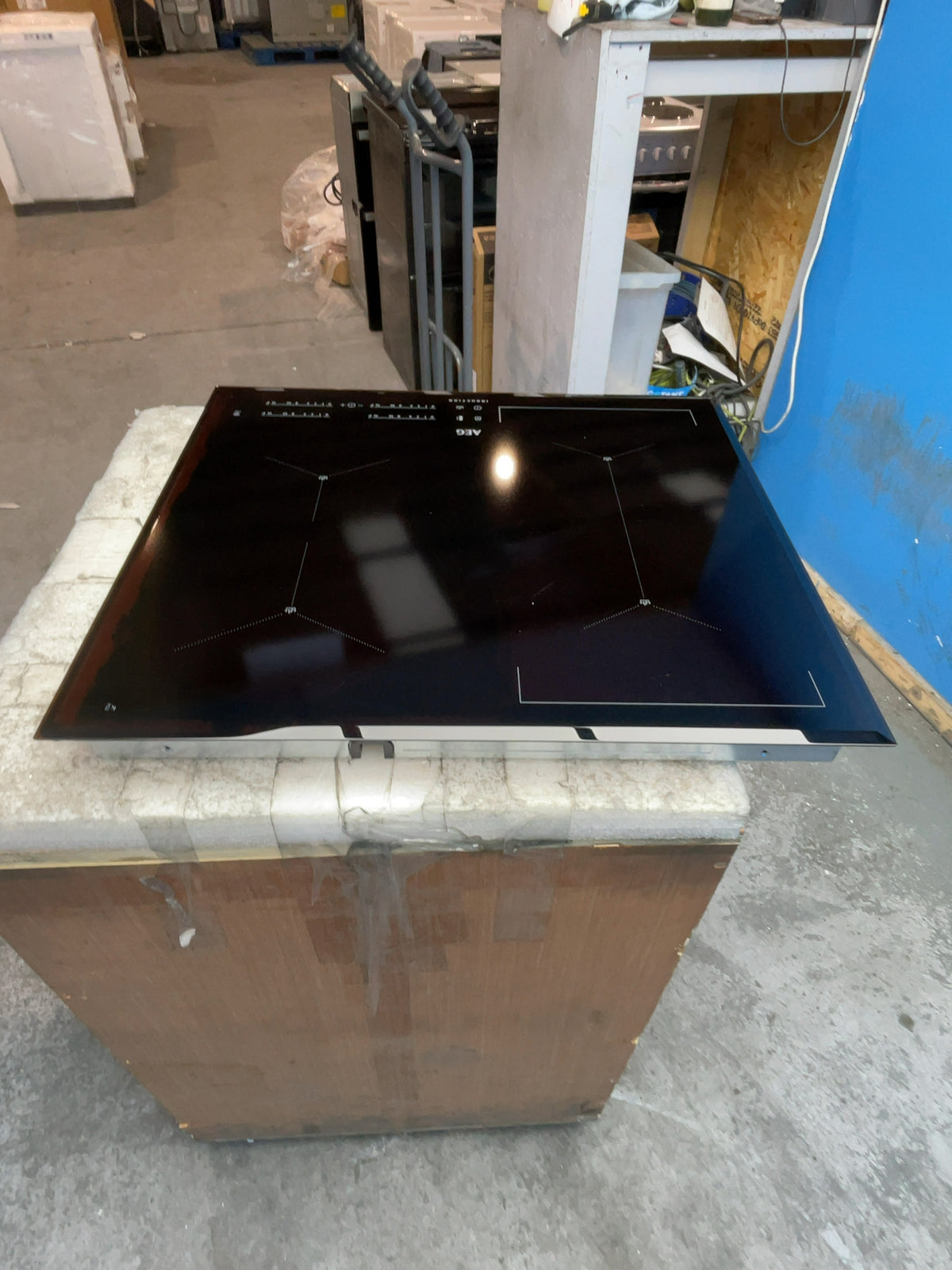#GRC-166-056 - AEG 7000 Series IAE64421FB 60cm Induction Hob – SenseBoil, Bridge Zone, Hob2Hood, 4 MaxiSense Zones, Black Glass
