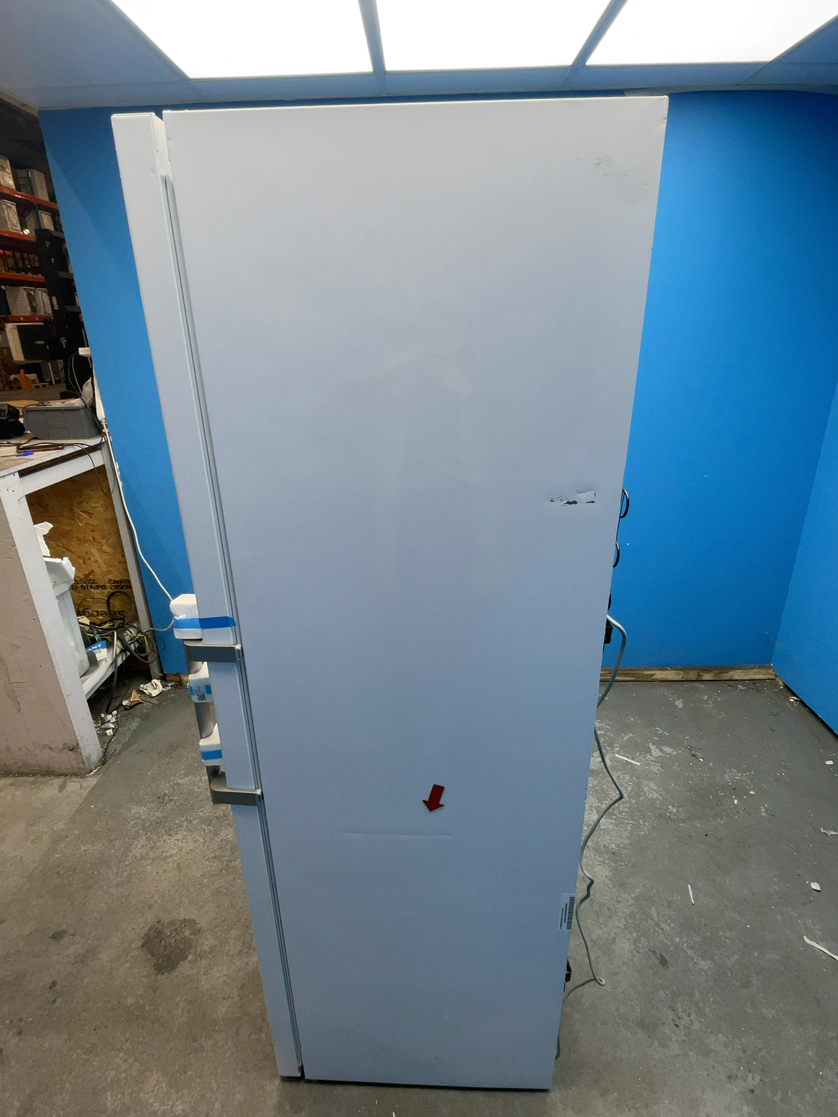 #GRC-166-118 - AEG 7000 Series 278L Upright Freezer – NoFrost MultiFlow, White