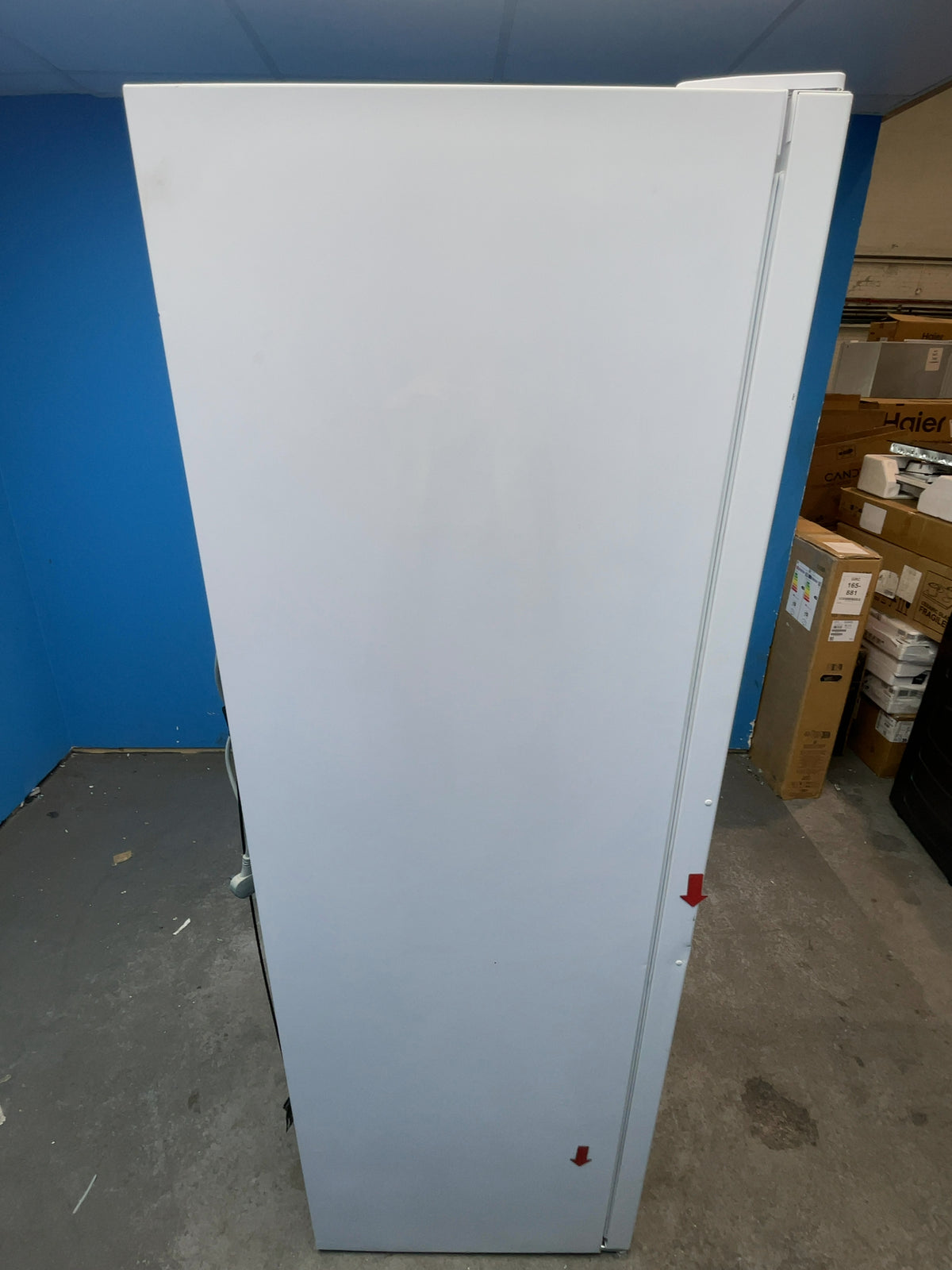 #GRC-166-118 - AEG 7000 Series 278L Upright Freezer – NoFrost MultiFlow, White