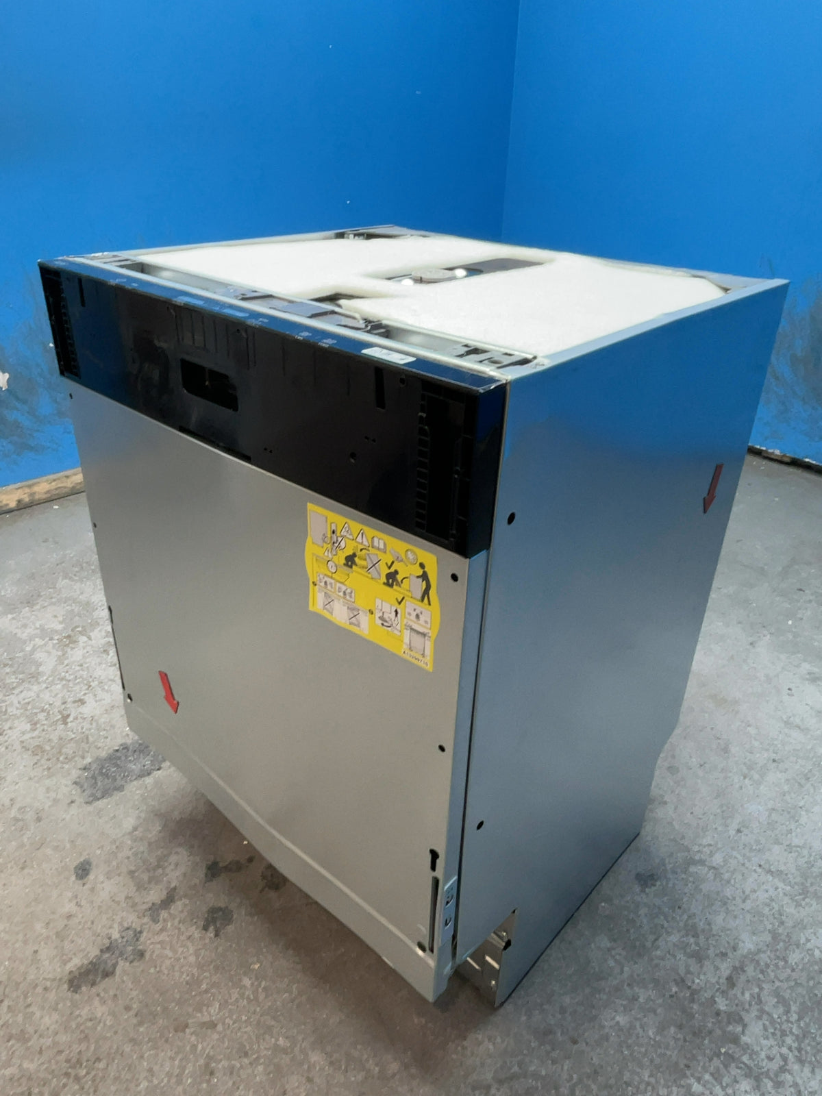 #GRC-166-123 - AEG 6000 Series 60cm Fully Integrated Dishwasher – 14 Place Settings, AirDry, SatelliteClean