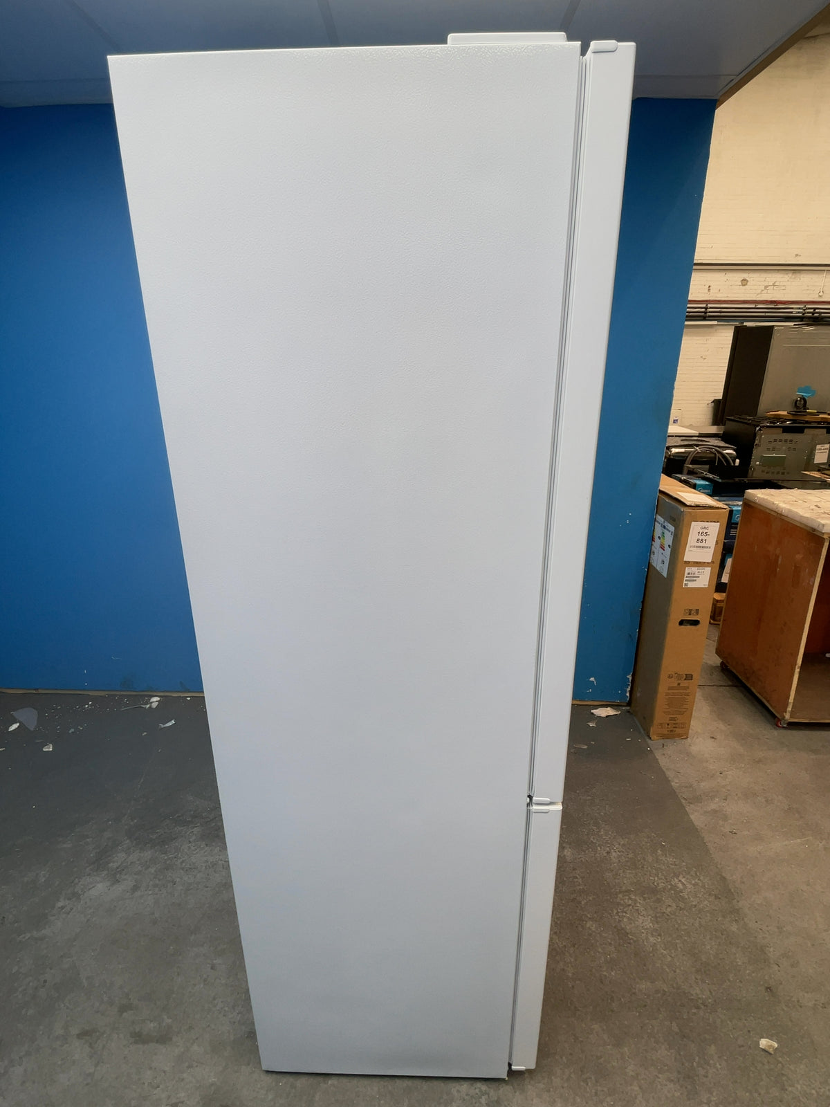 #GRC-166-222 - Midea 59.9cm 60/40 Fridge Freezer – 310L, White, Total No Frost