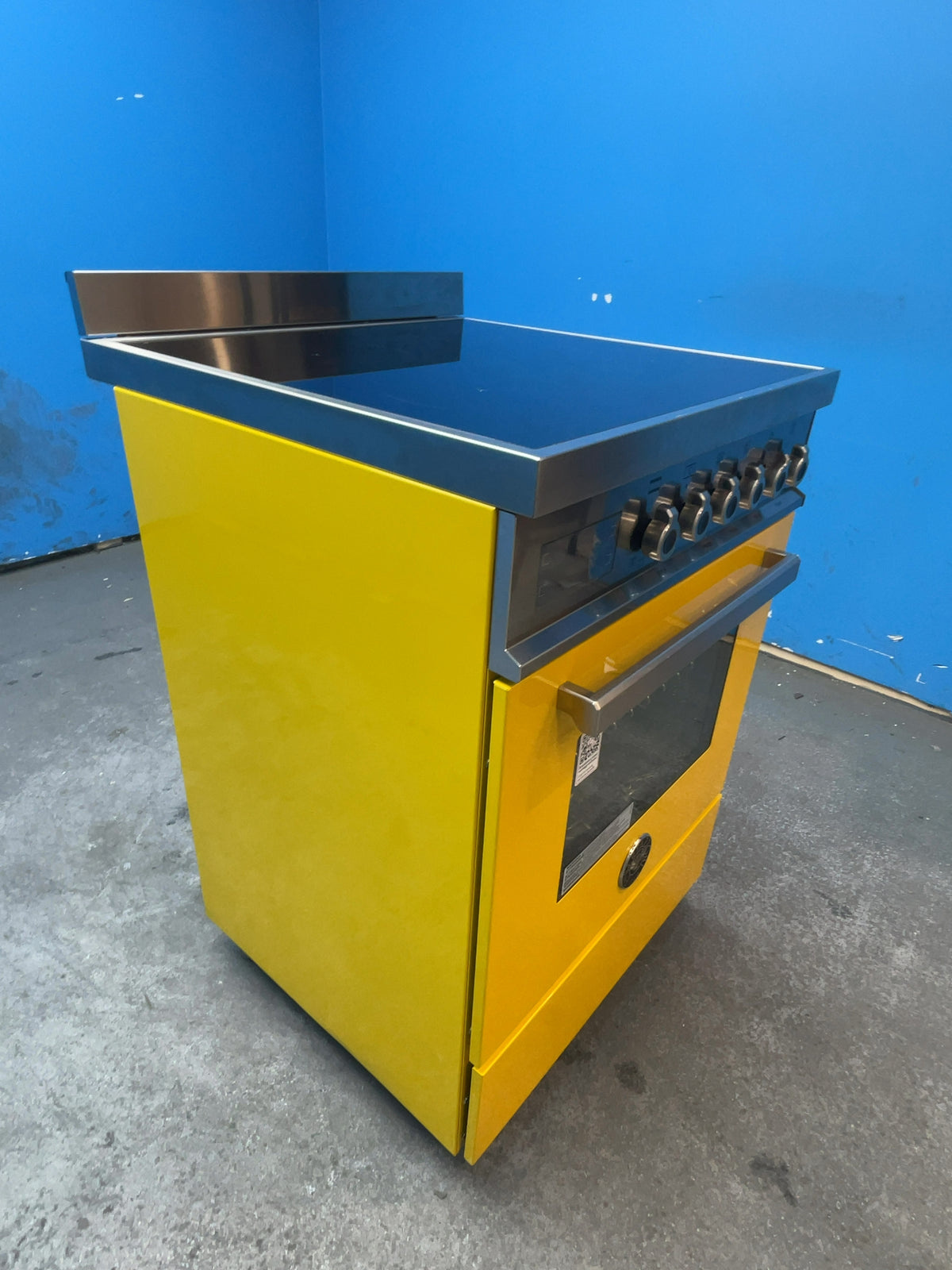 #GRC-166-362 - Bertazzoni Professional 60cm Electric Range Cooker – 69L Oven, 4 Zone Induction Hob, Yellow