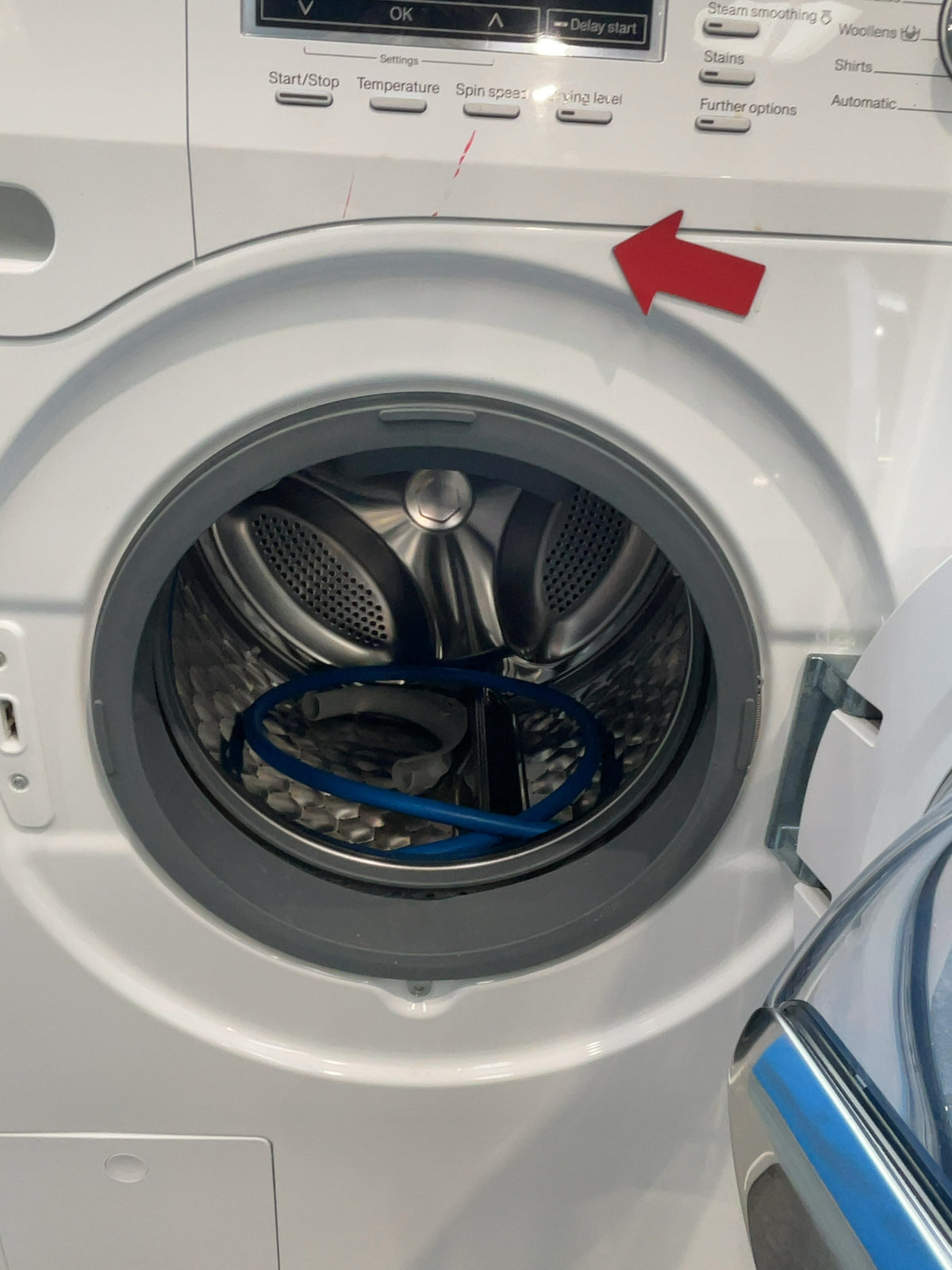 #GRC-166-365 - Miele Washer Dryer – 7kg Wash / 4kg Dry, 1600rpm, PowerWash 2.0 & Steam, Lotus White