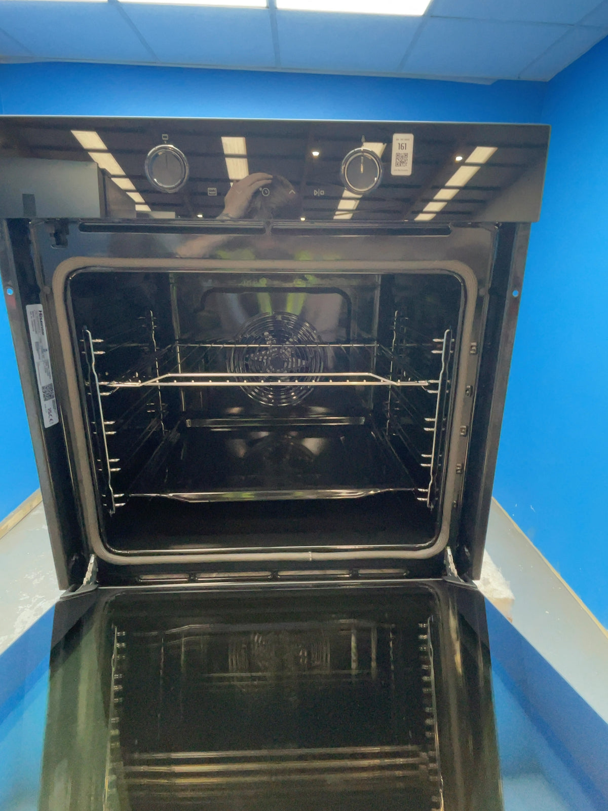 #GRC-166-398 - Hisense BI64221PDBG 60cm Electric Single Oven – 77L Capacity, Pyrolytic Self-Cleaning, Air Fry, Jet Black