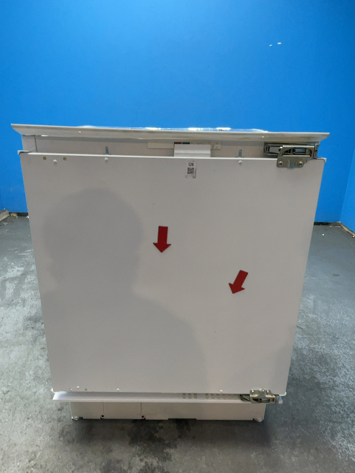 #GRC-166-402 - Hotpoint Integrated Undercounter Freezer – 91L Capacity, Low Frost, Fixed Hinge