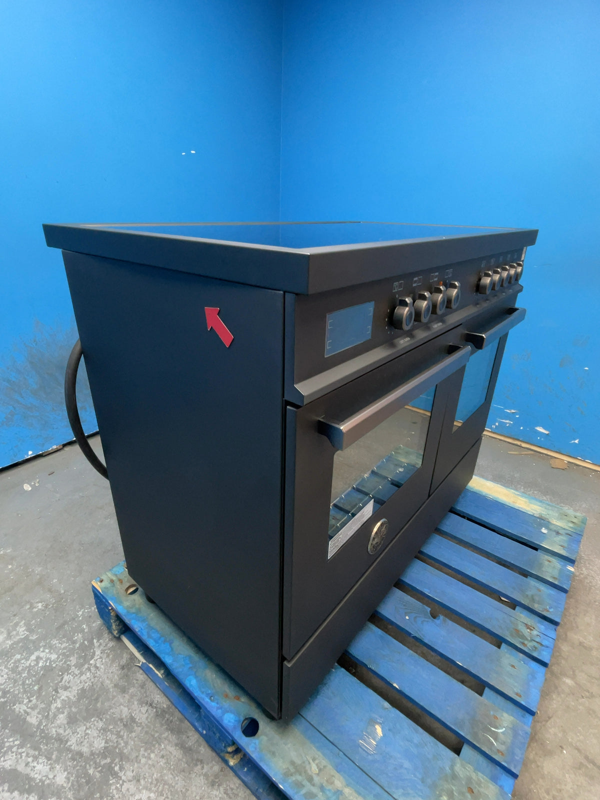 #GRC-166-411 - Bertazzoni Professional 100cm Induction Range Cooker – 123L Capacity, 5 Zones, Electric Double Oven, Carbonio Matte Black