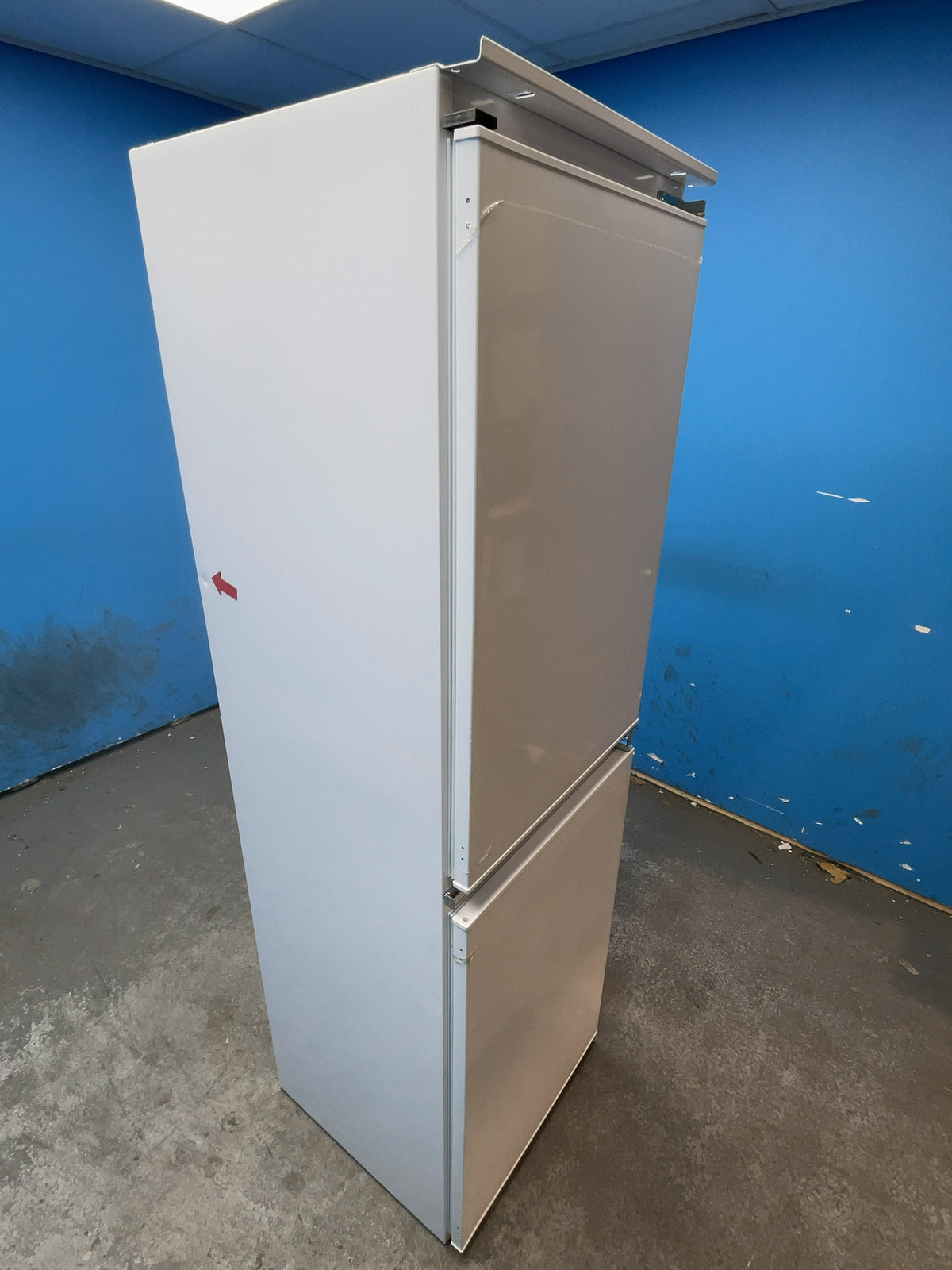 #GRC-166-545 - Hoover 54cm Integrated 50/50 Fridge Freezer – 228L, White, Total No Frost