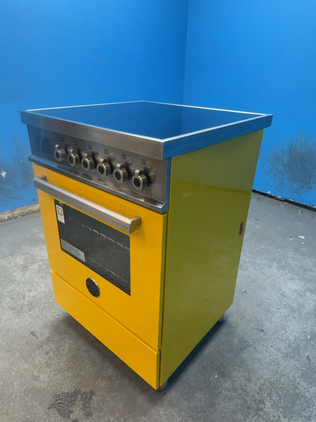 #GRC-166-614 - Bertazzoni Professional 60cm Electric Range Cooker – 69L Oven, 4 Zone Induction Hob, Yellow