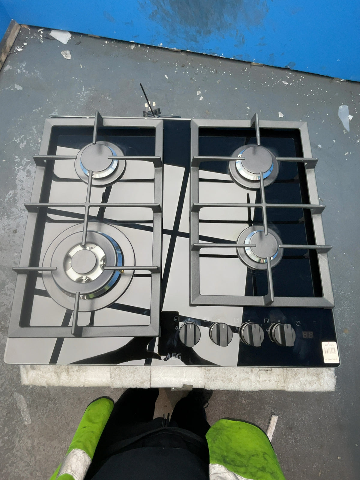 #GRC-166-615 - AEG 60cm 4 Zone Gas on Glass Hob – FlameLight LED, StepPower, Hob2Hood