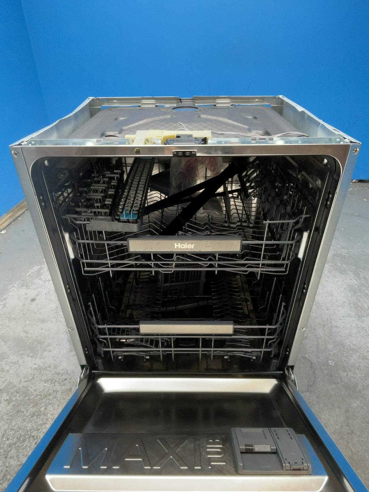 #GRC-166-718 - Haier Series 4 60cm Integrated Dishwasher – 14 Place Settings, WiFi Connected