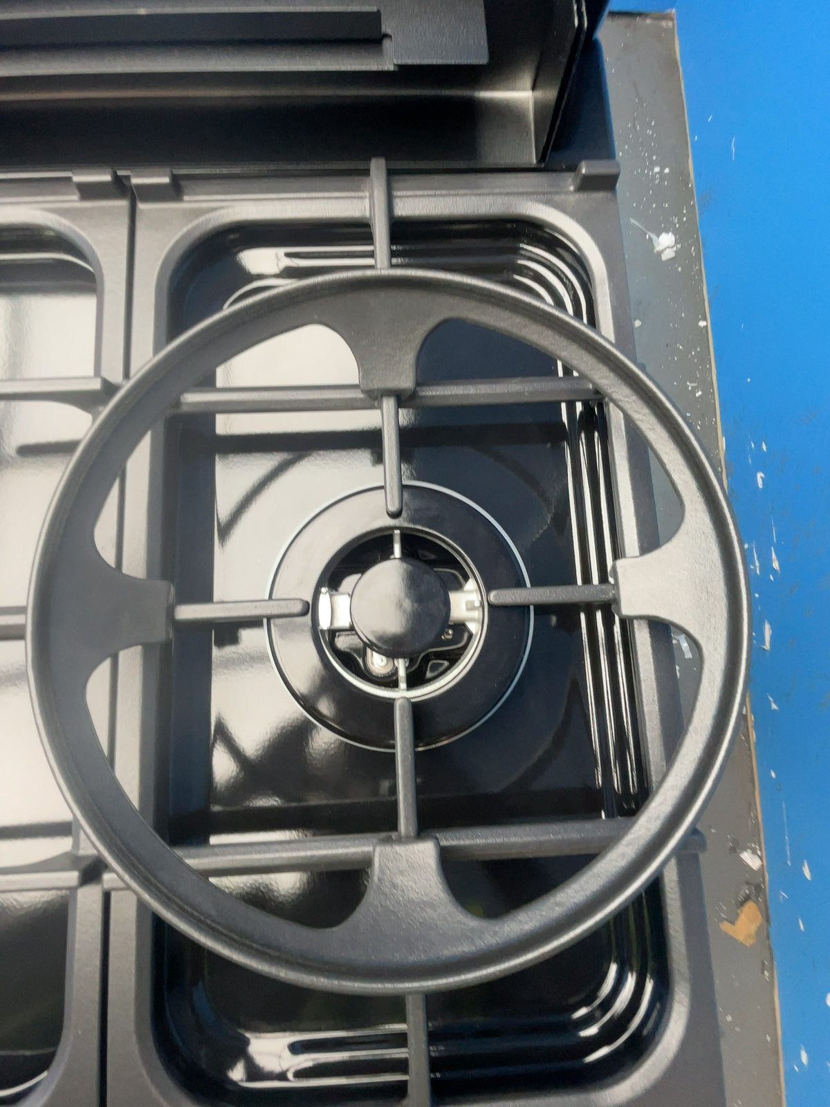 #GRC-166-777 - Rangemaster Estel Deluxe 110cm Range Cooker – Dual Fuel, 5 Burner Gas Hob, Pale Pink & Brass