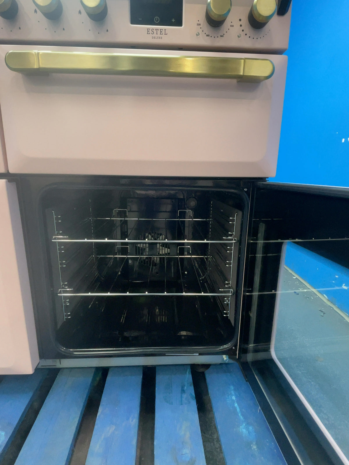 #GRC-166-777 - Rangemaster Estel Deluxe 110cm Range Cooker – Dual Fuel, 5 Burner Gas Hob, Pale Pink & Brass