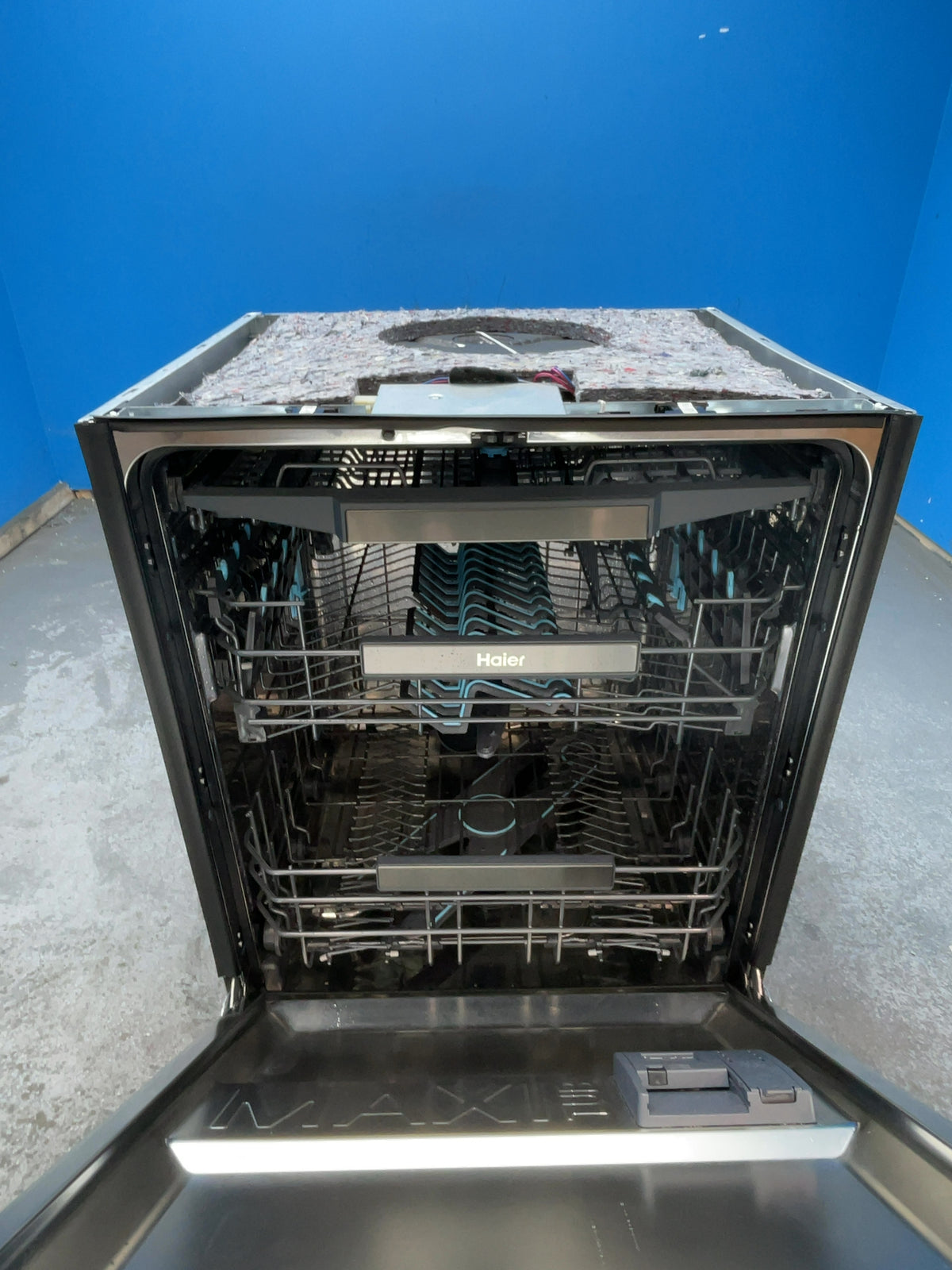 #GRC-166-922 - Haier I-Pro Shine 60cm Integrated Dishwasher – 16 Place Settings, WiFi Connected