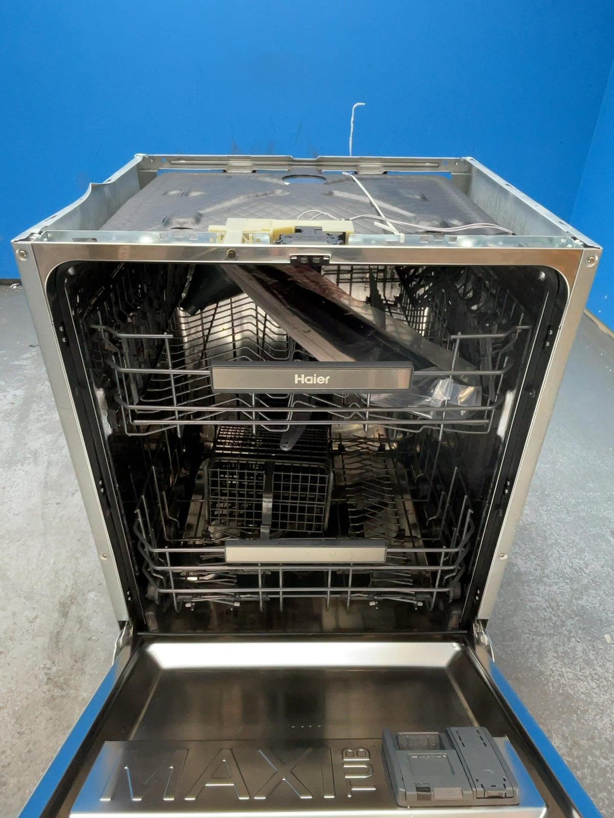 #GRC-166-929 - Haier Series 4 60cm Integrated Dishwasher – 14 Place Settings, WiFi Connected